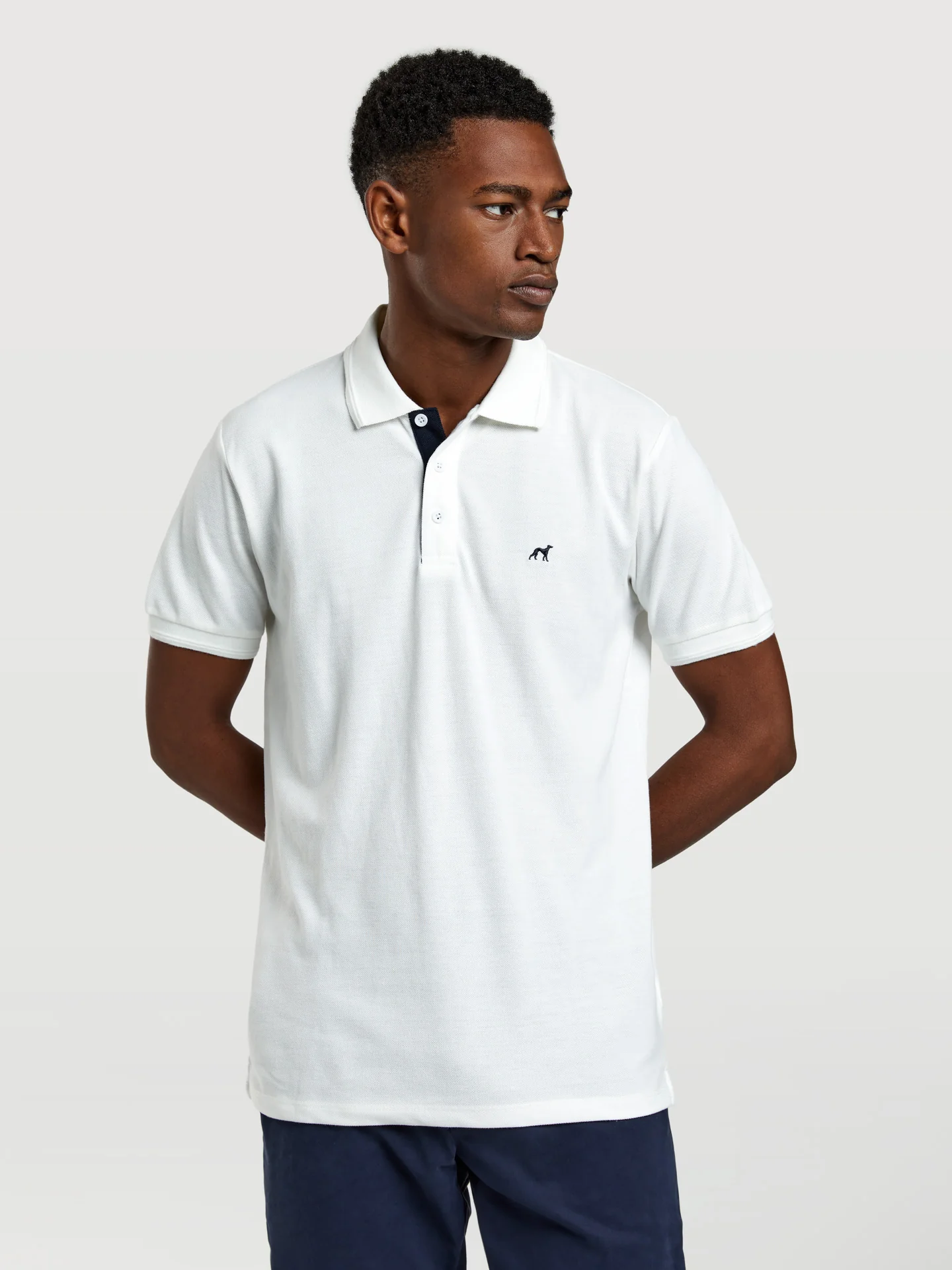 89 edition slim fit basic piqué polo shirt - Image 14