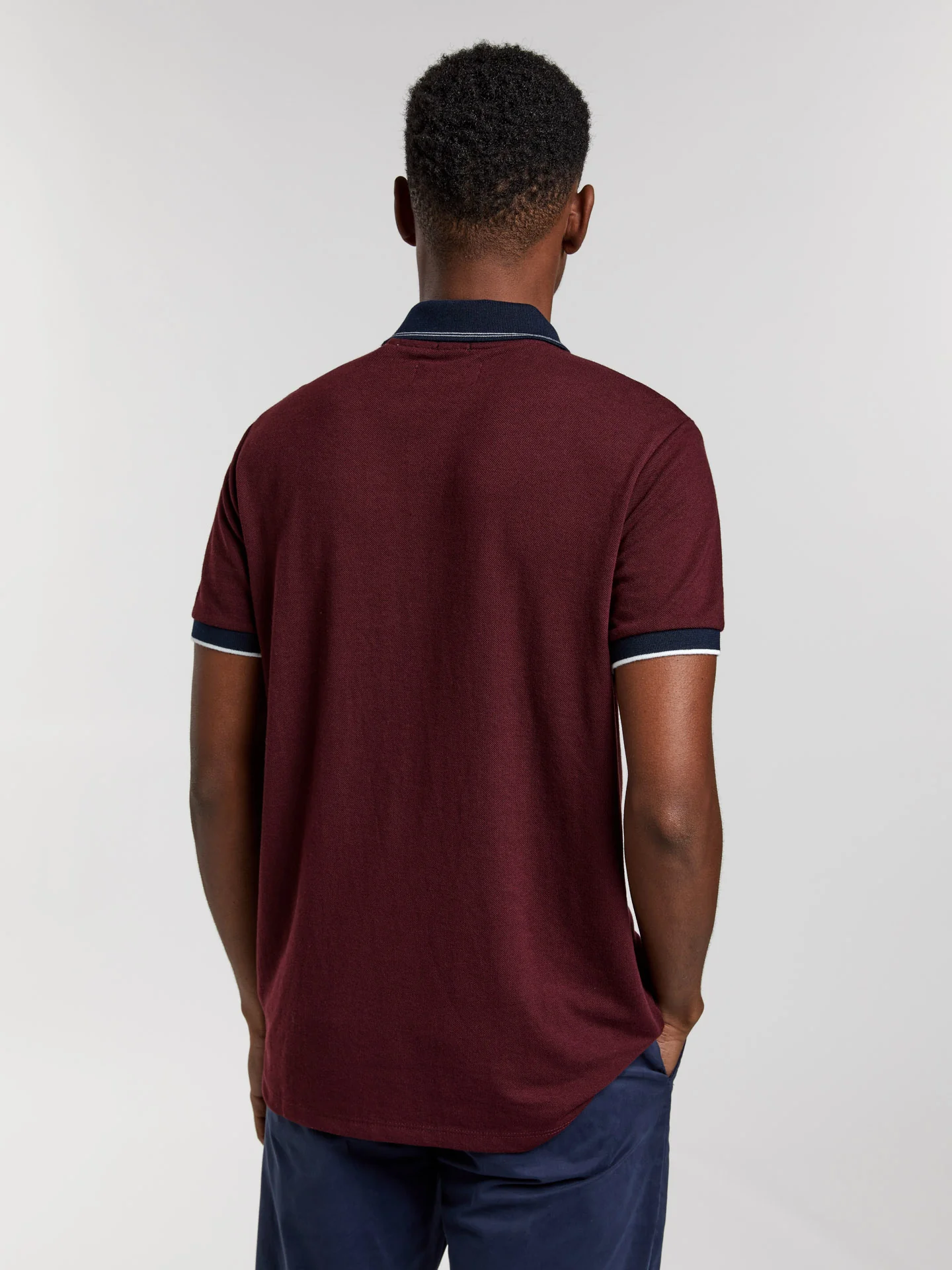 89 edition slim fit piqué polo shirt with contrast colours - Image 3