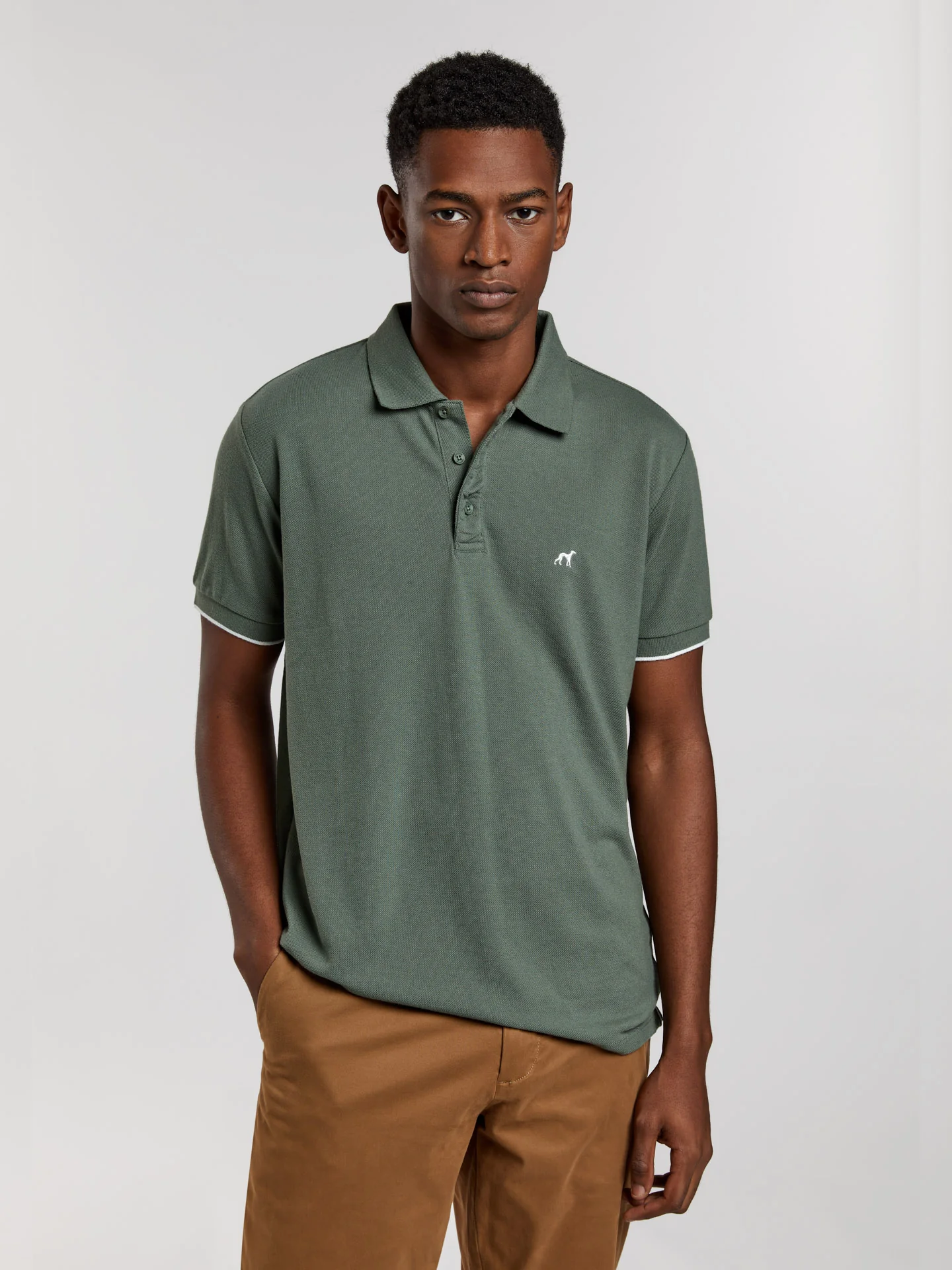 89 edition slim fit piqué polo shirt with wrinkled placket - Image 9