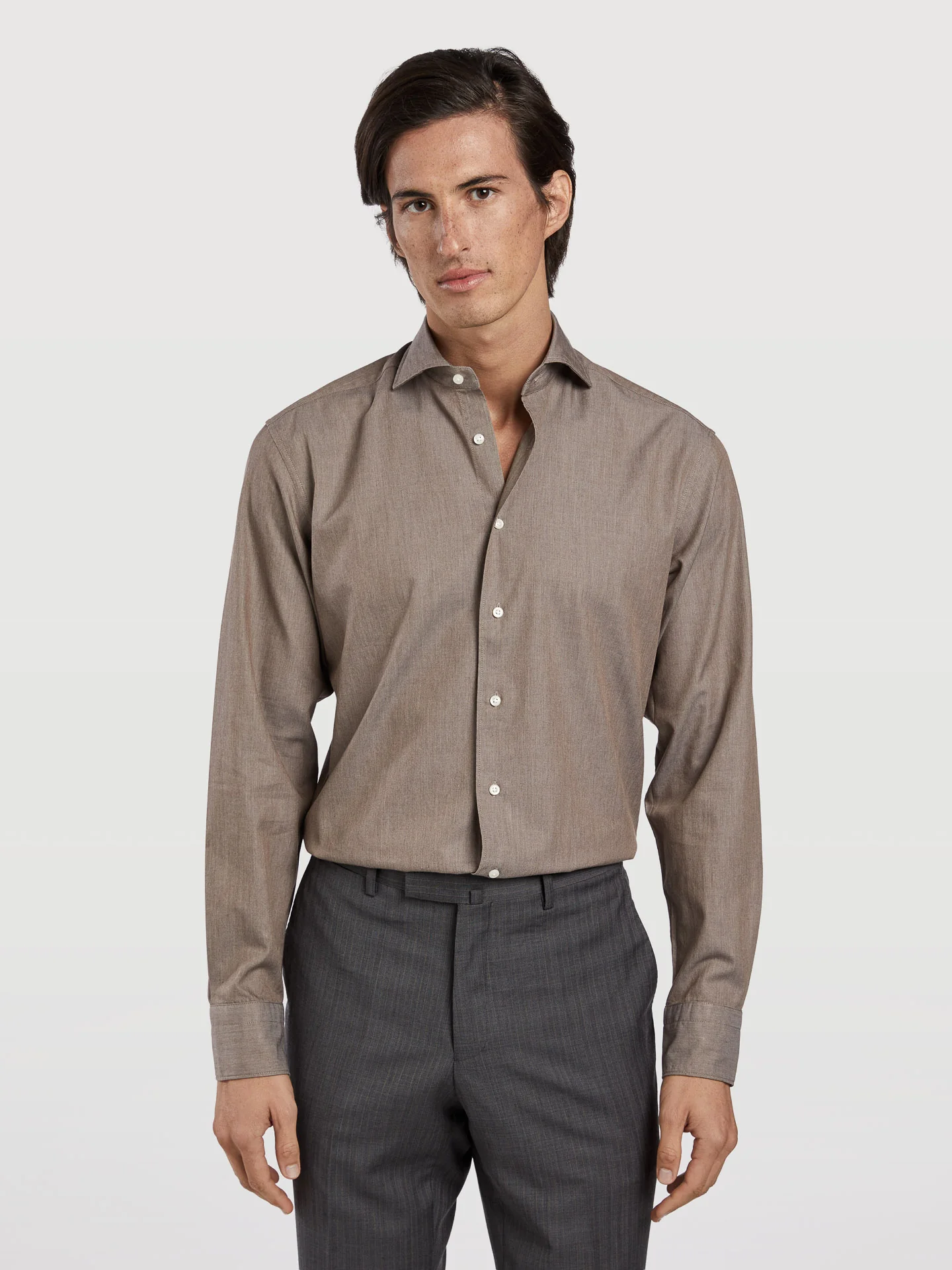 BRISTOL COLLAR SLIM FIT SINGLE CUFF.SATIN QUALITY