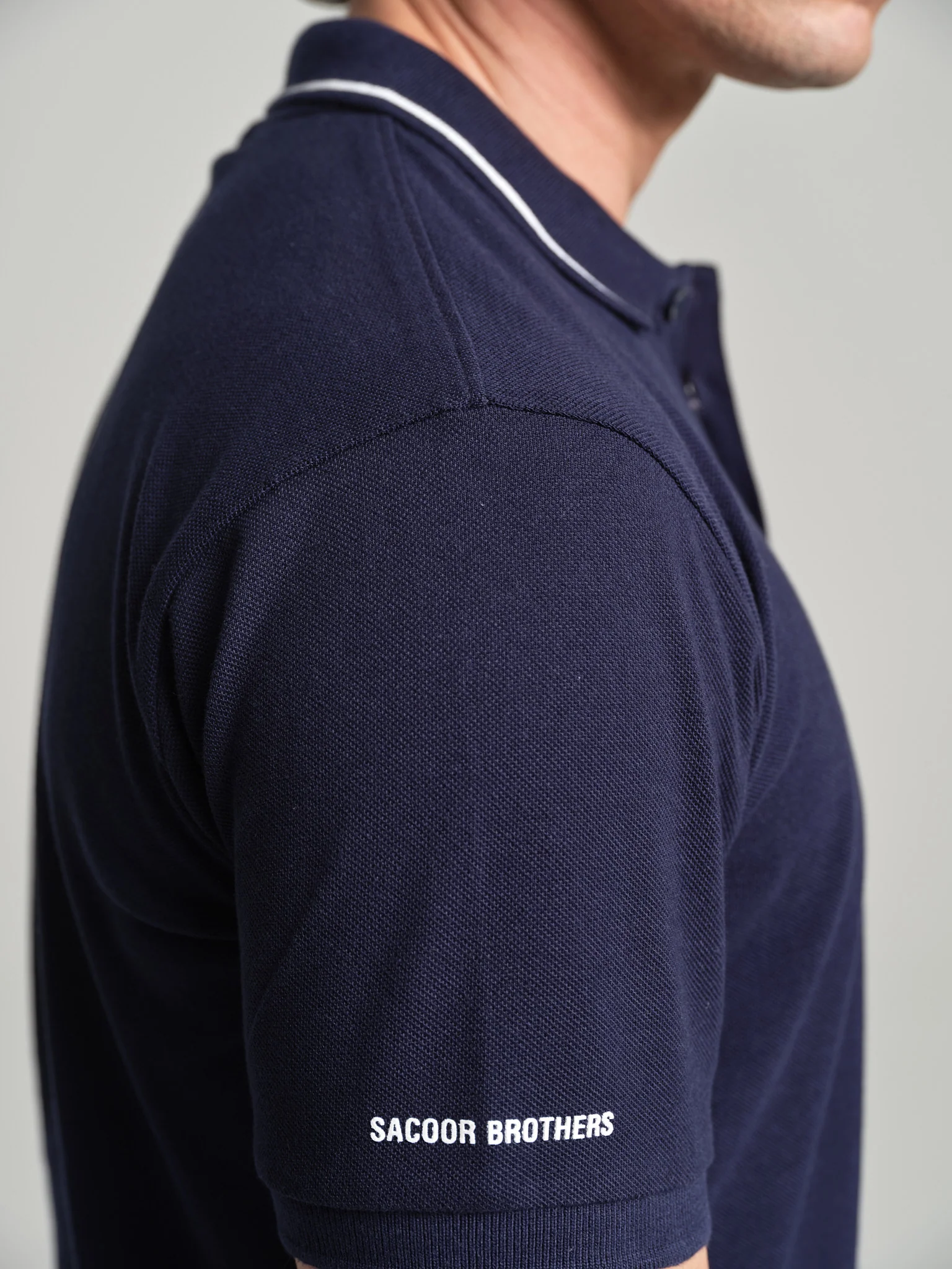Casual piquet polo shirt with multicolored logo - Image 4