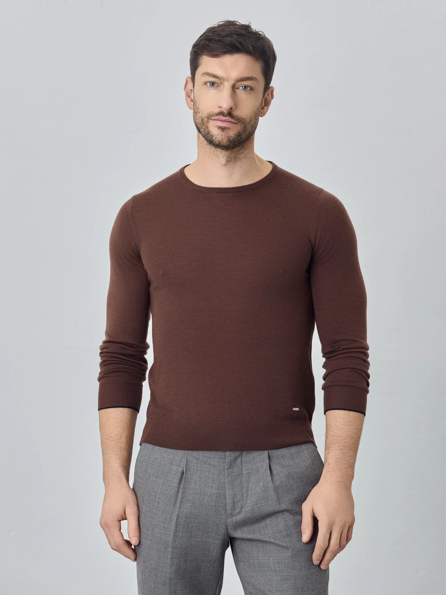 Crew Neck Sweater With Long Sleeves In Extra Fine Merino Wool - Image 5