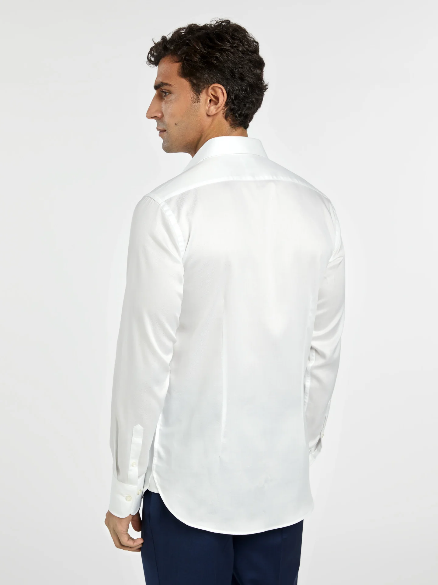 DUBLIN COLLAR SLIM FIT SINGLE CUFF - Image 3