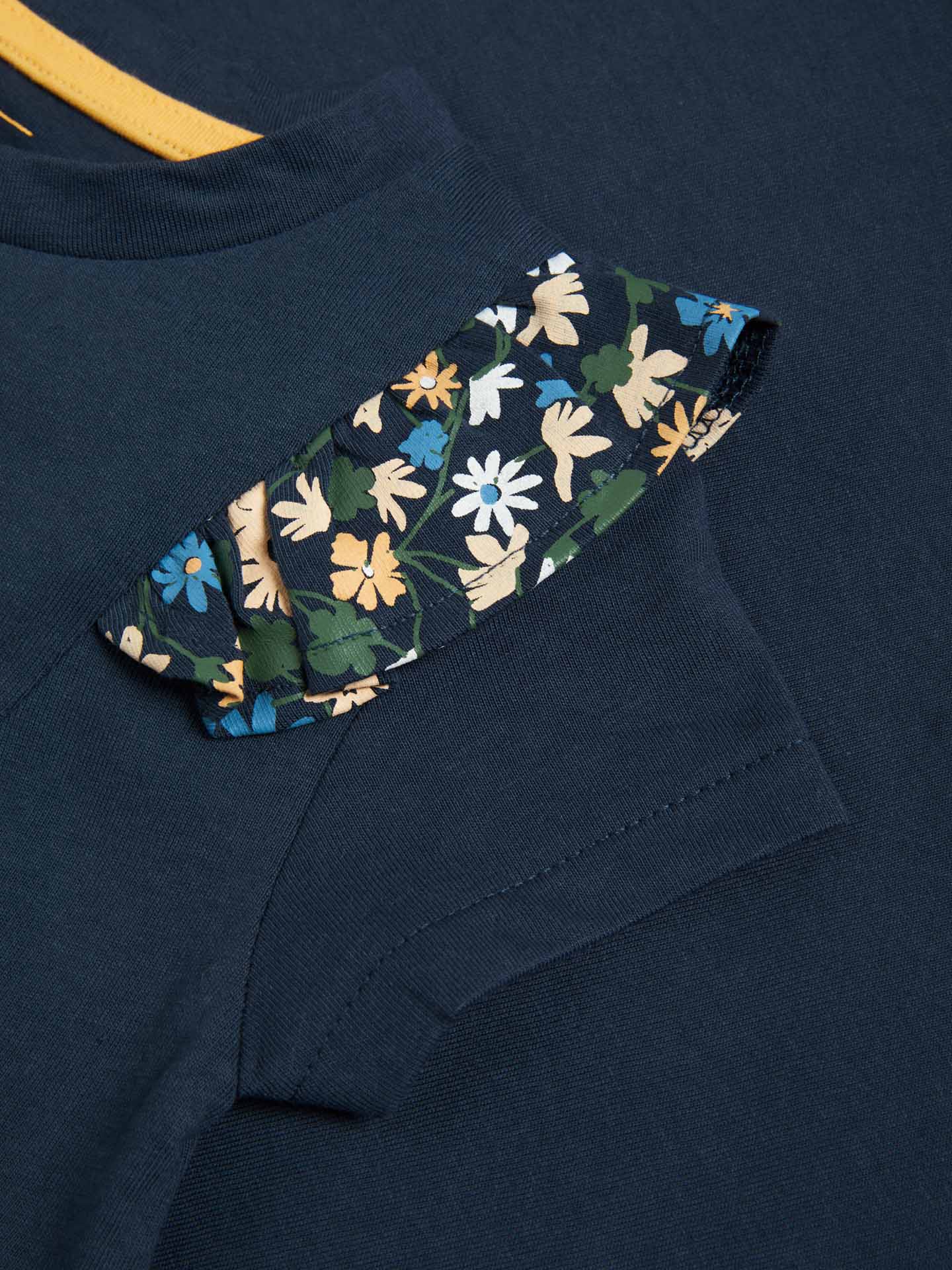 Flower Frills T-shirt - Image 3