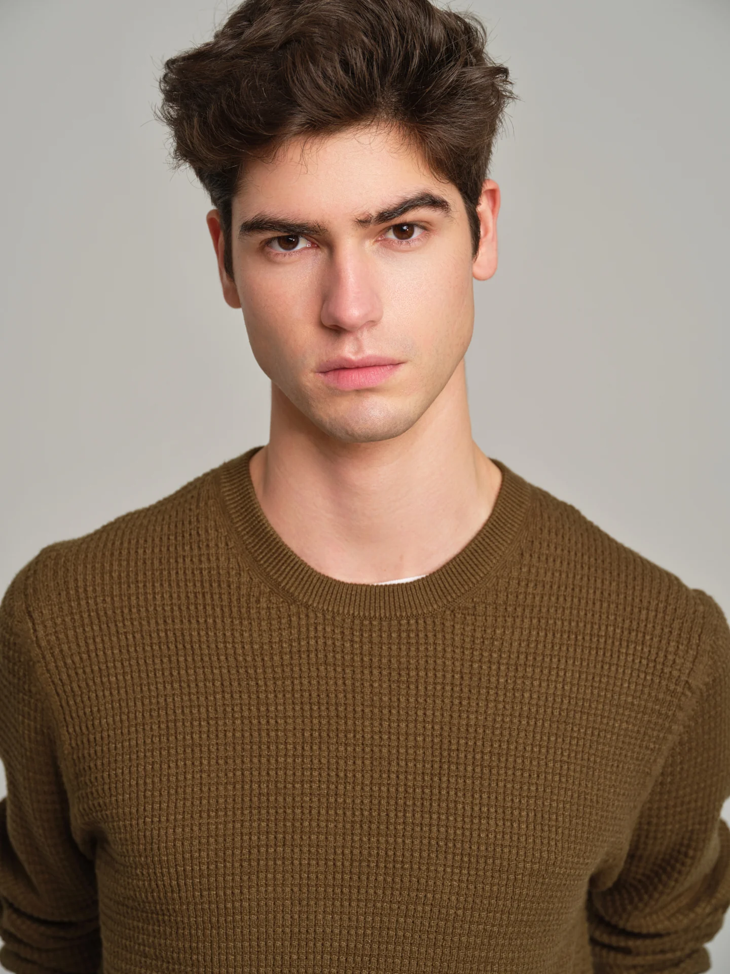 Long sleeve crew neck sweater with waffle knitting - Image 17