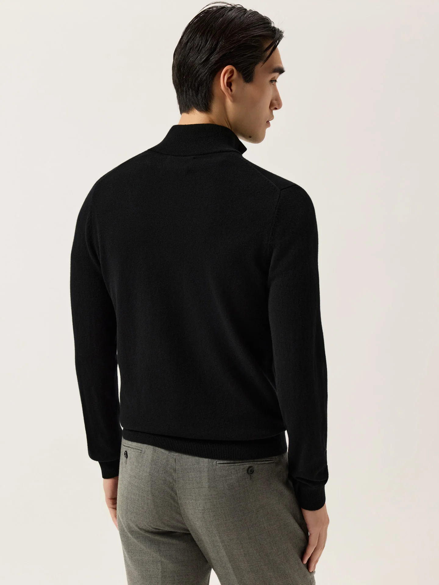 Long Sleeve Half-Zip Sweater In Fine Lambswool - Image 4