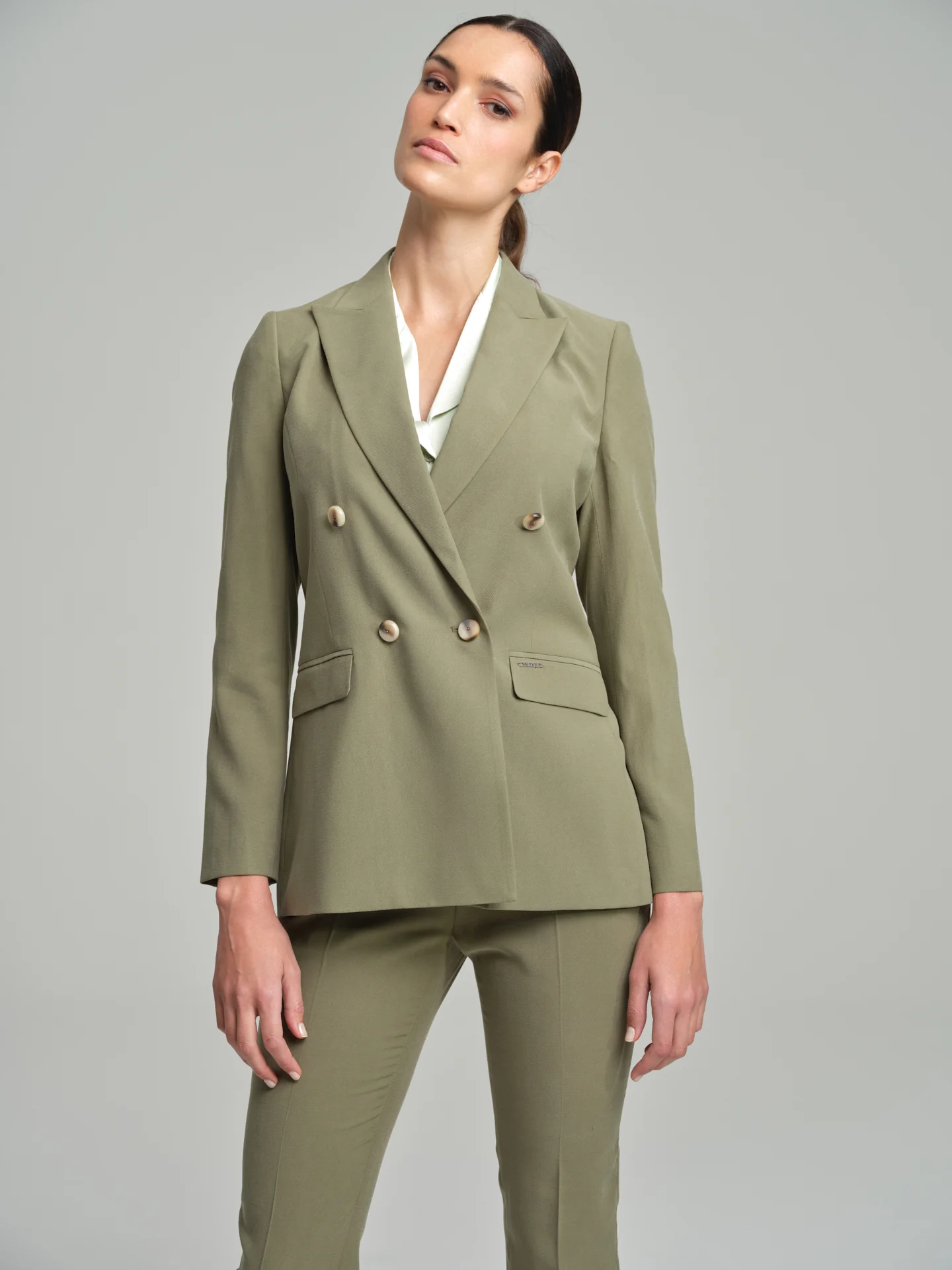 Loose fit double-breasted fluid blazer - Image 2