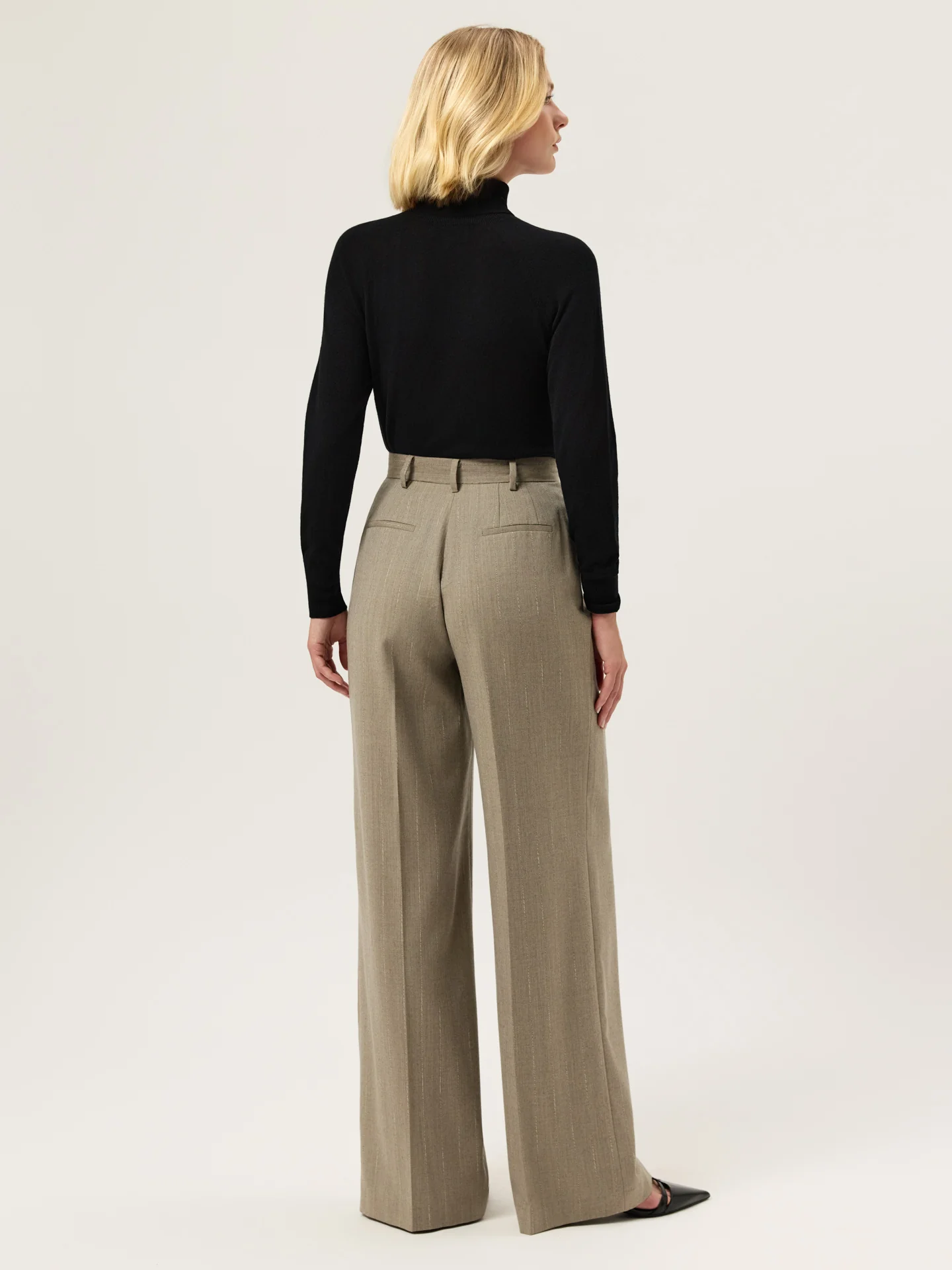 Loose Fit Trousers In Striped Wool Blend With Pleats - Image 3