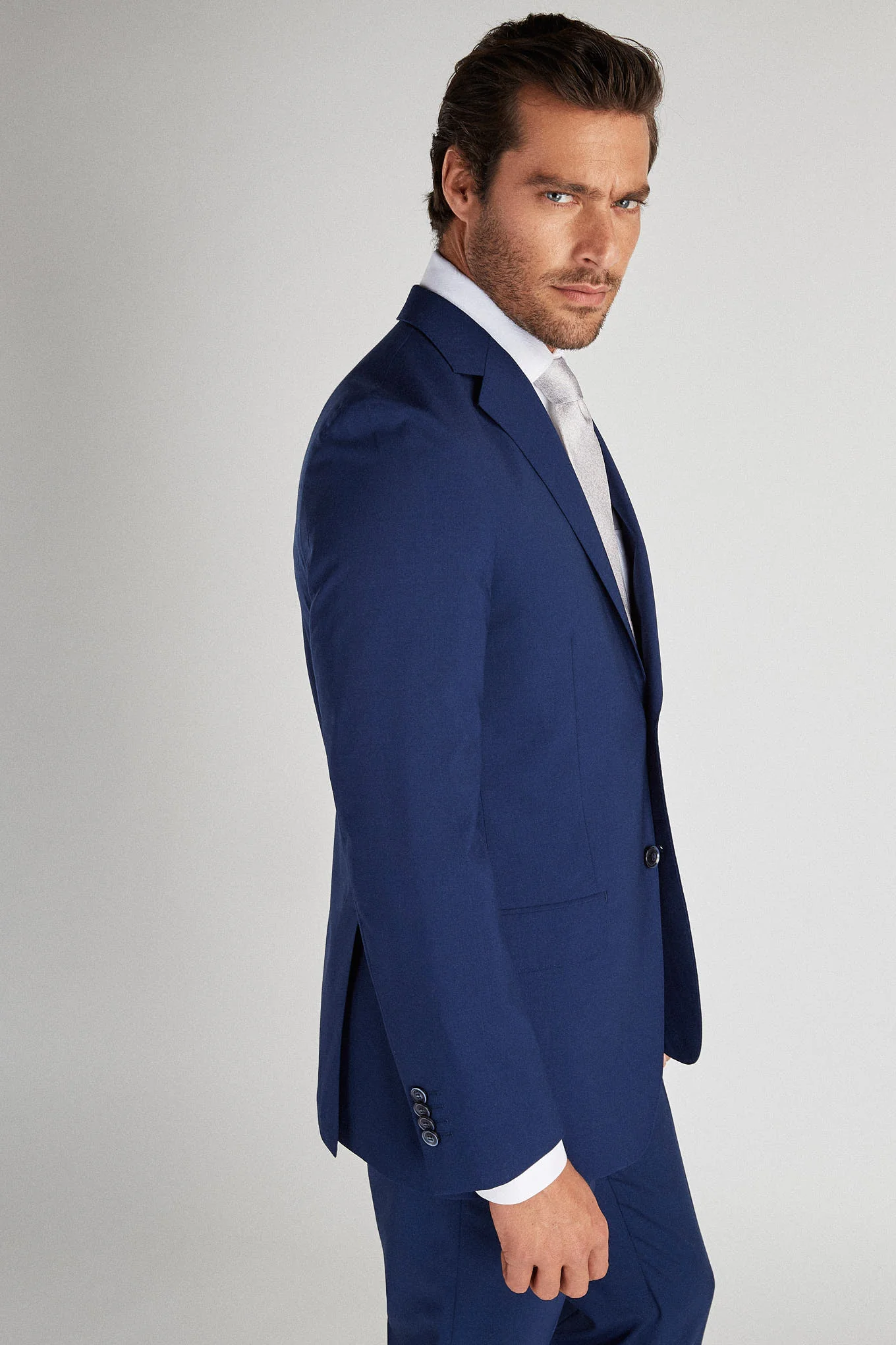 Men's Classic Slim Fit Travel Suit - Image 5