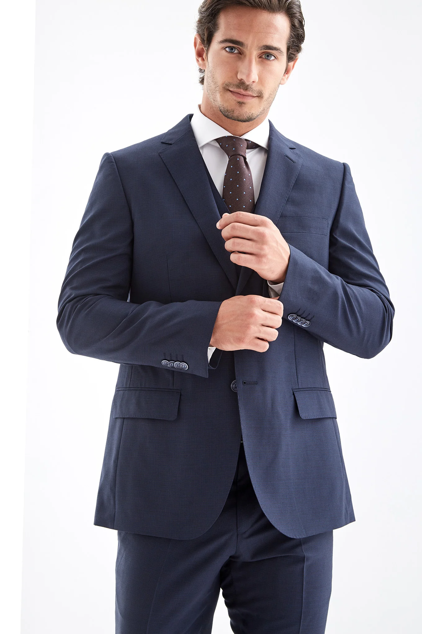 Men's Three-Piece Classic Suit - Image 2