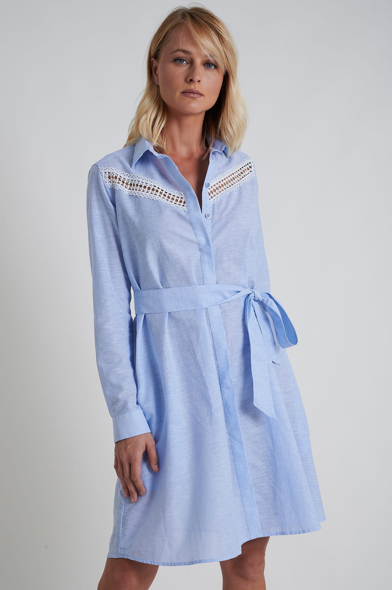 Midi shirt dress in cotton and linen blend - Image 5