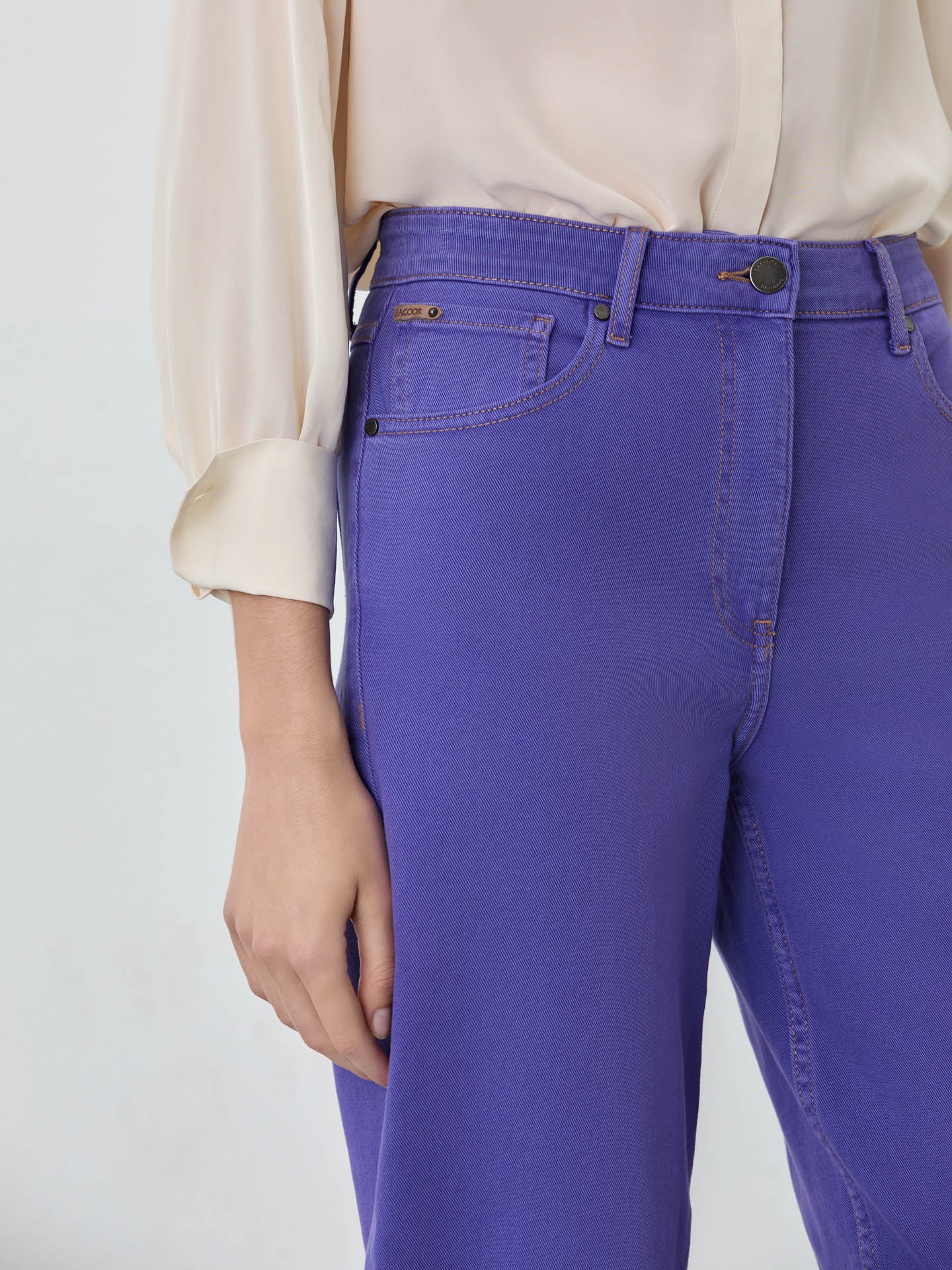 Mom Jeans - Image 7