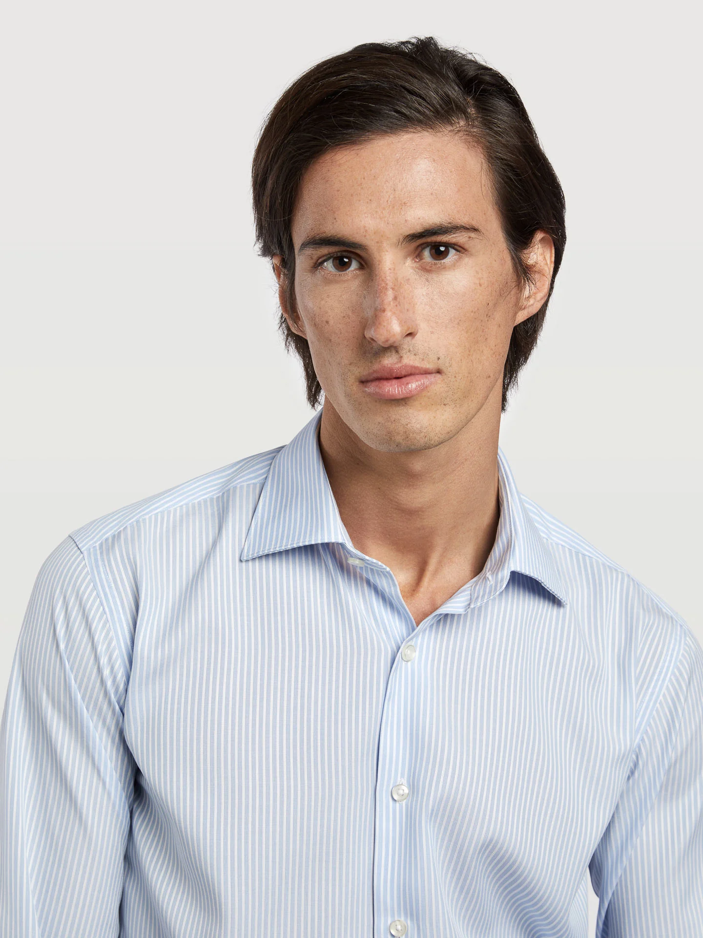OXFORD COLLAR SLIM FIT SINGLE CUFF.LIQUID AMONIAC FINISHING - Image 2