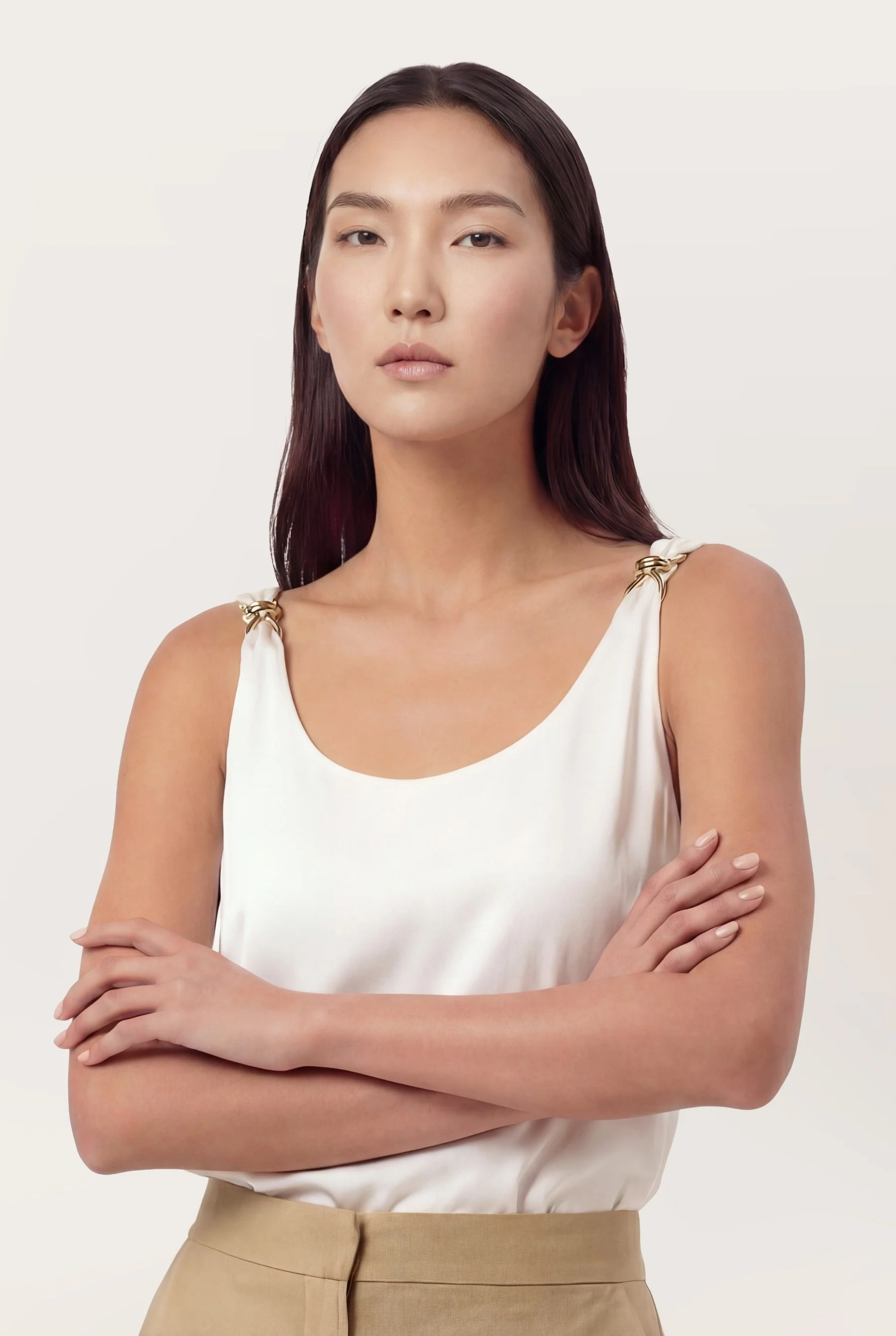 Sleeveless Top With Shoulder Buckle Detail In Rayon And Viscose Blend - Image 6