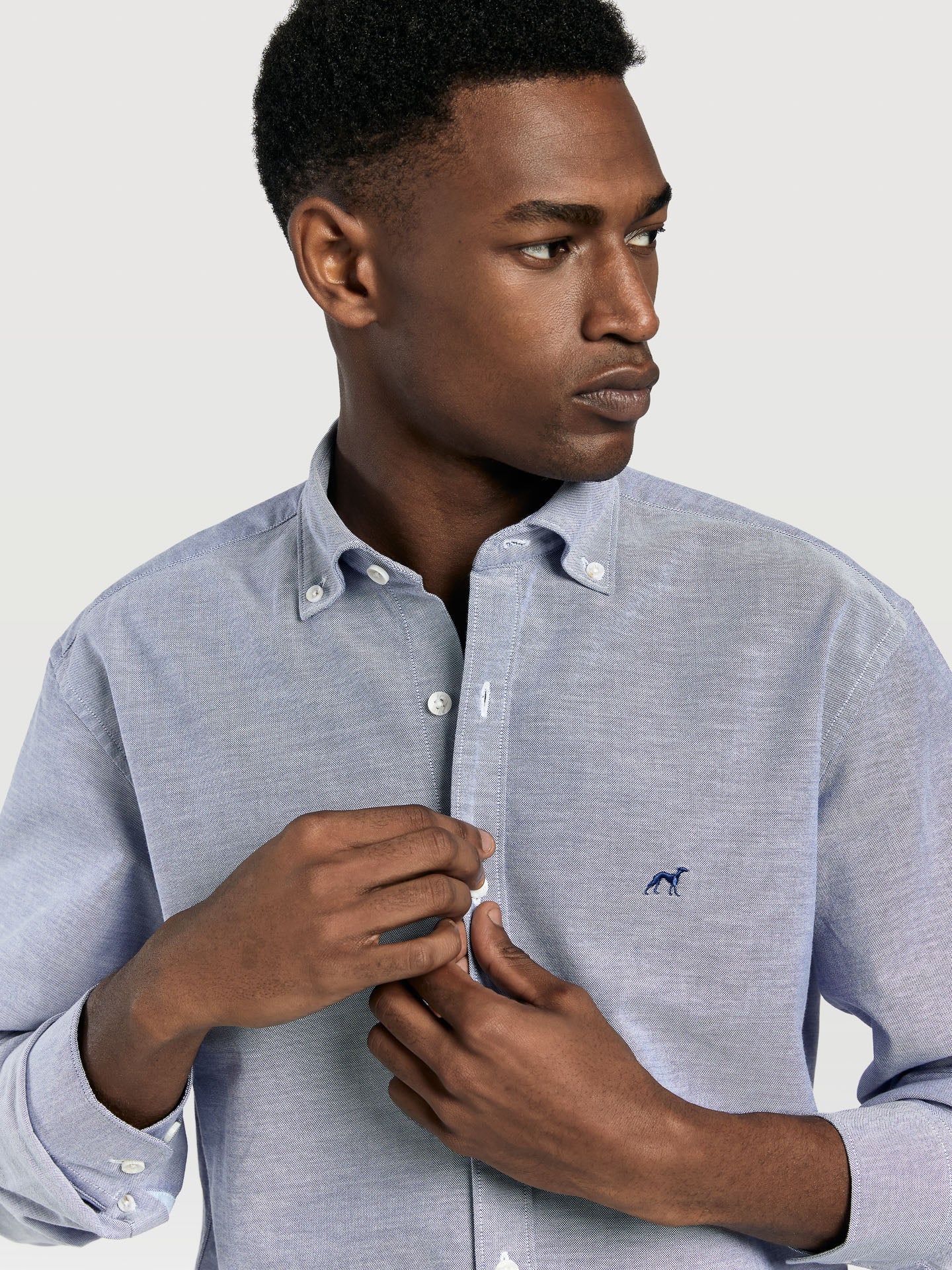 Slim fit 100%BCI cotton plain oxford shirt - Image 7