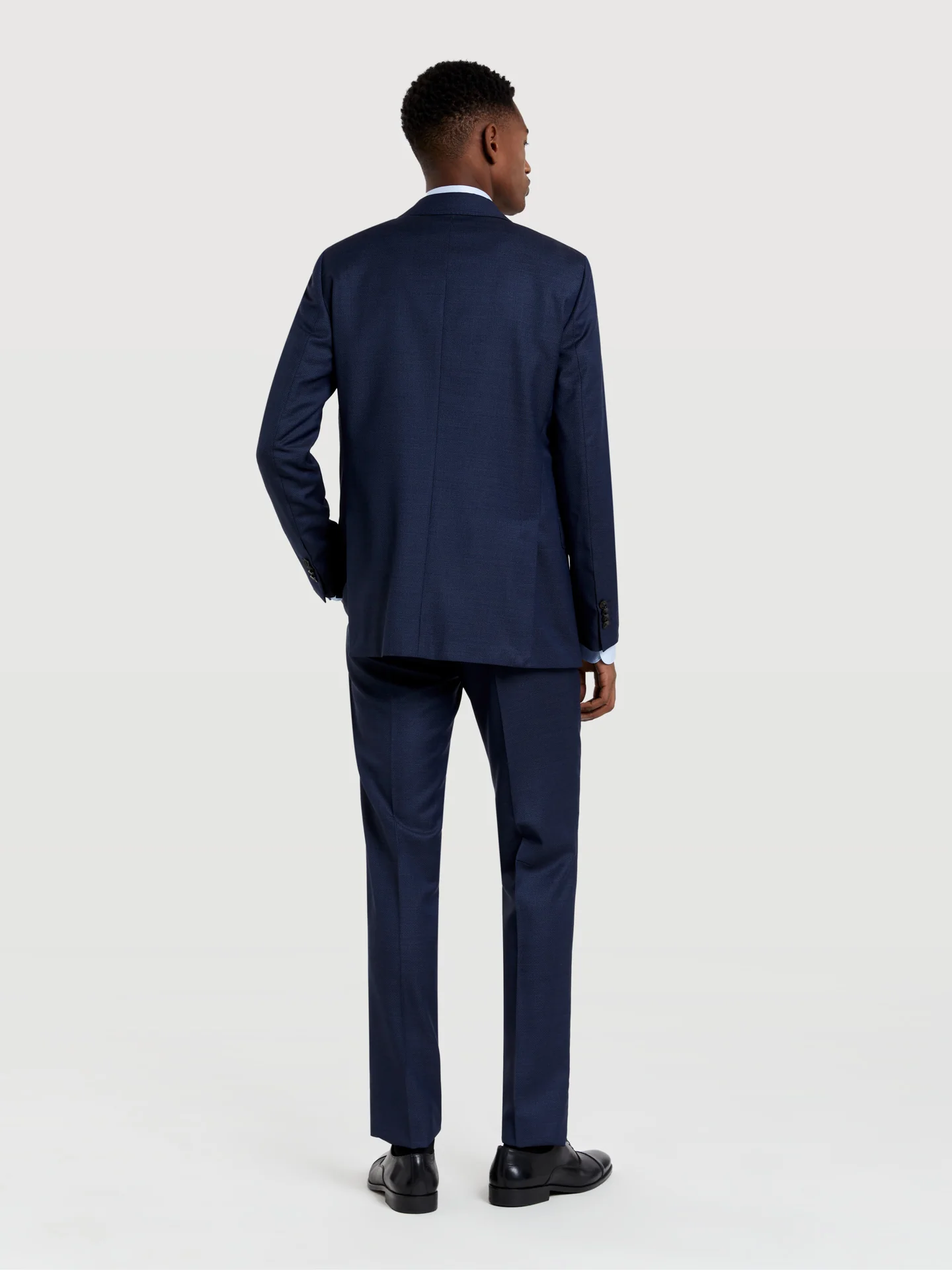 Slim fit 4 seasons birdeye italian fabric suit - Image 3
