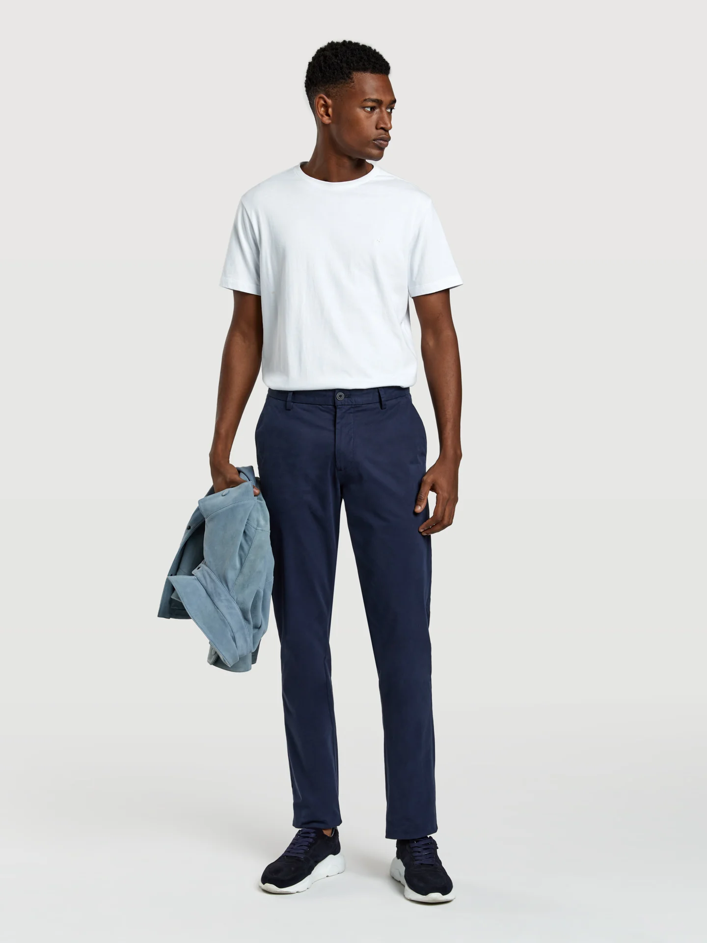 Slim fit basic chino trousers - Image 9