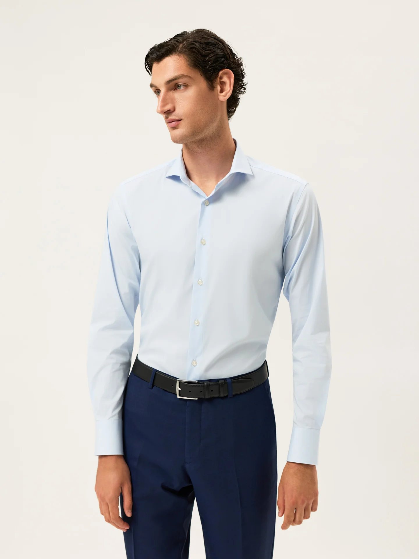 Slim Fit End-on-End Travel Shirt With Dublin Collar - Image 2
