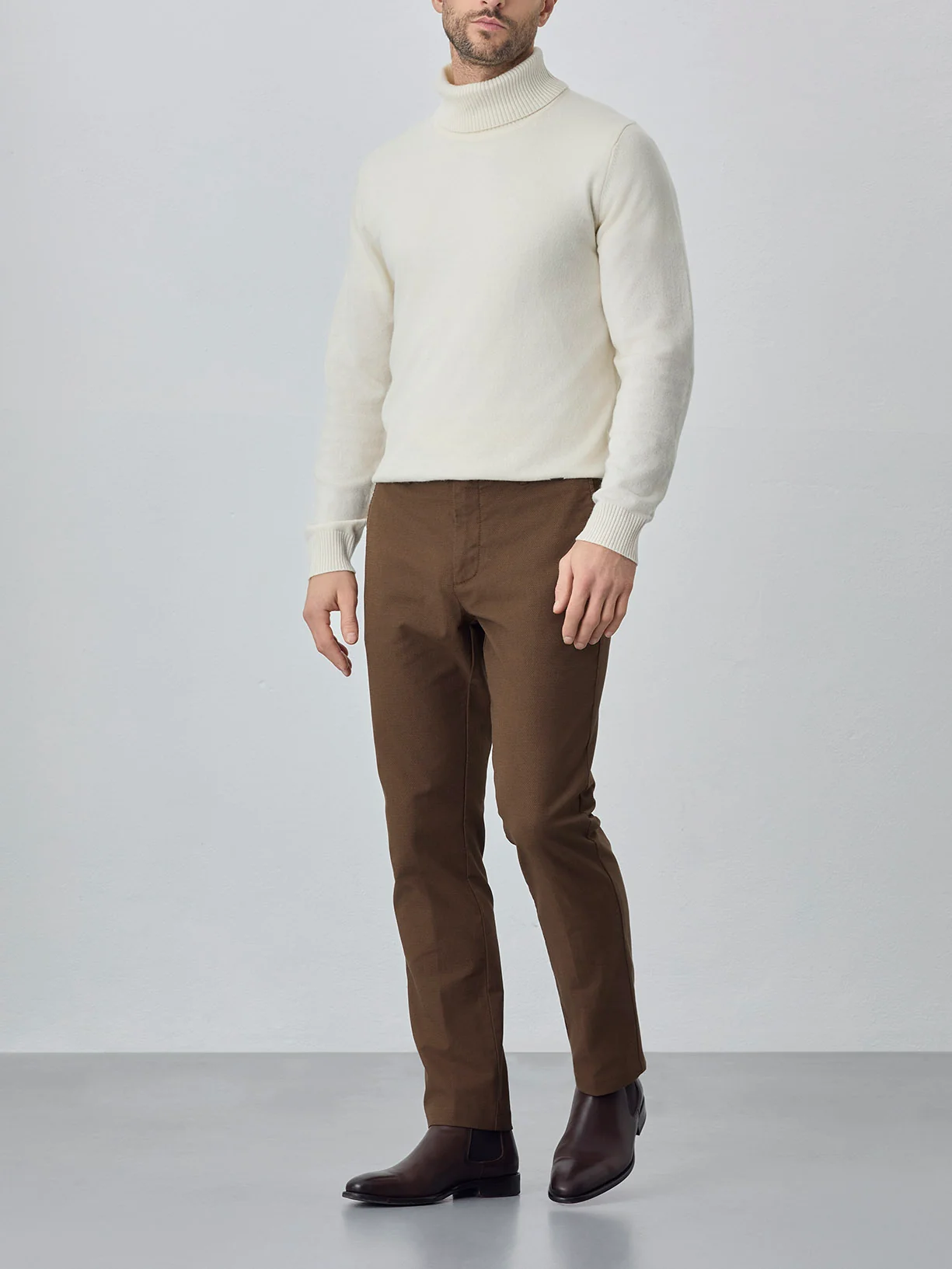 Slim fit fancy structure garment dye chino trousers - Image 3