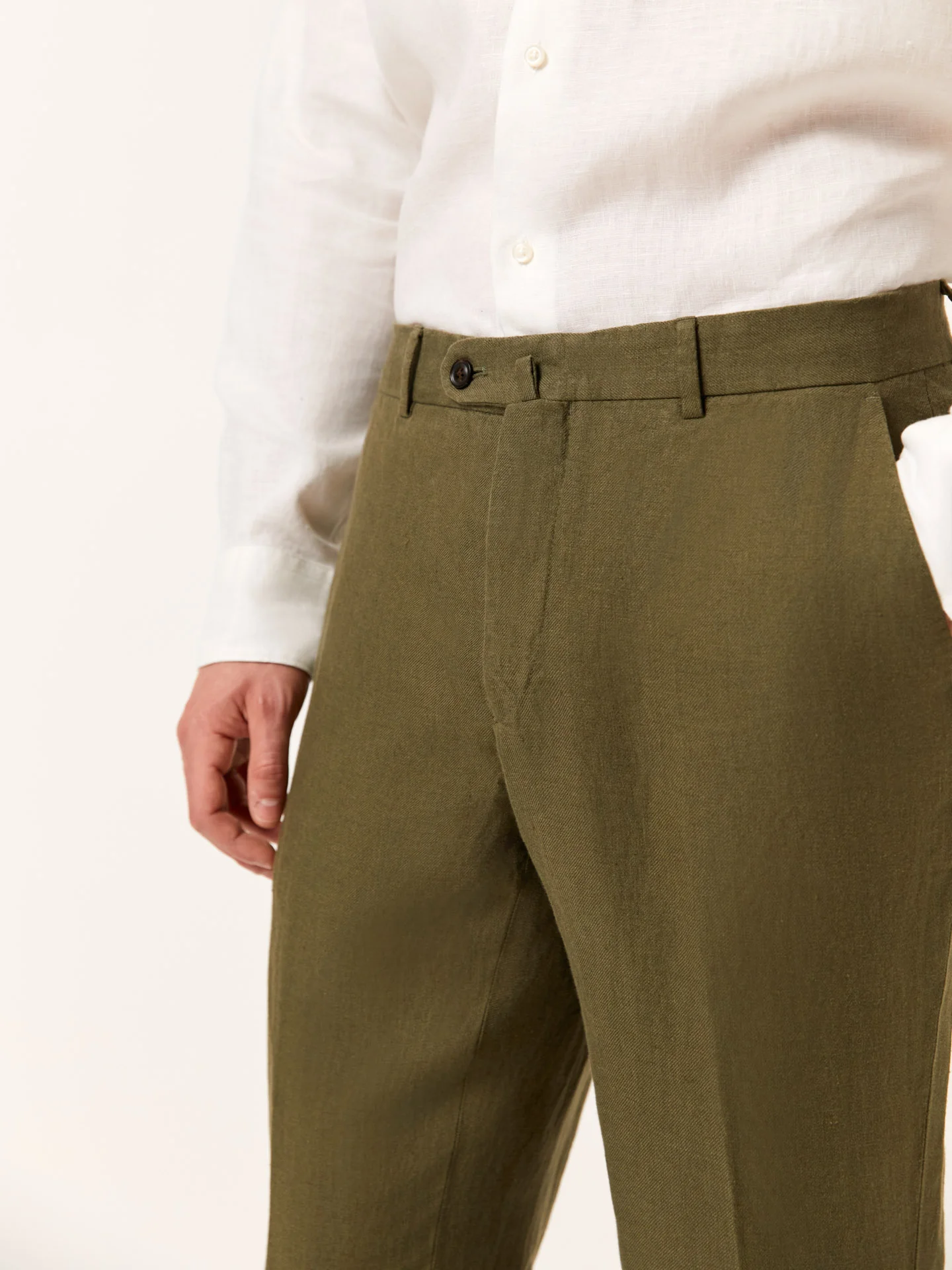 Slim Fit Formal Suit in 100% Linen - Image 3