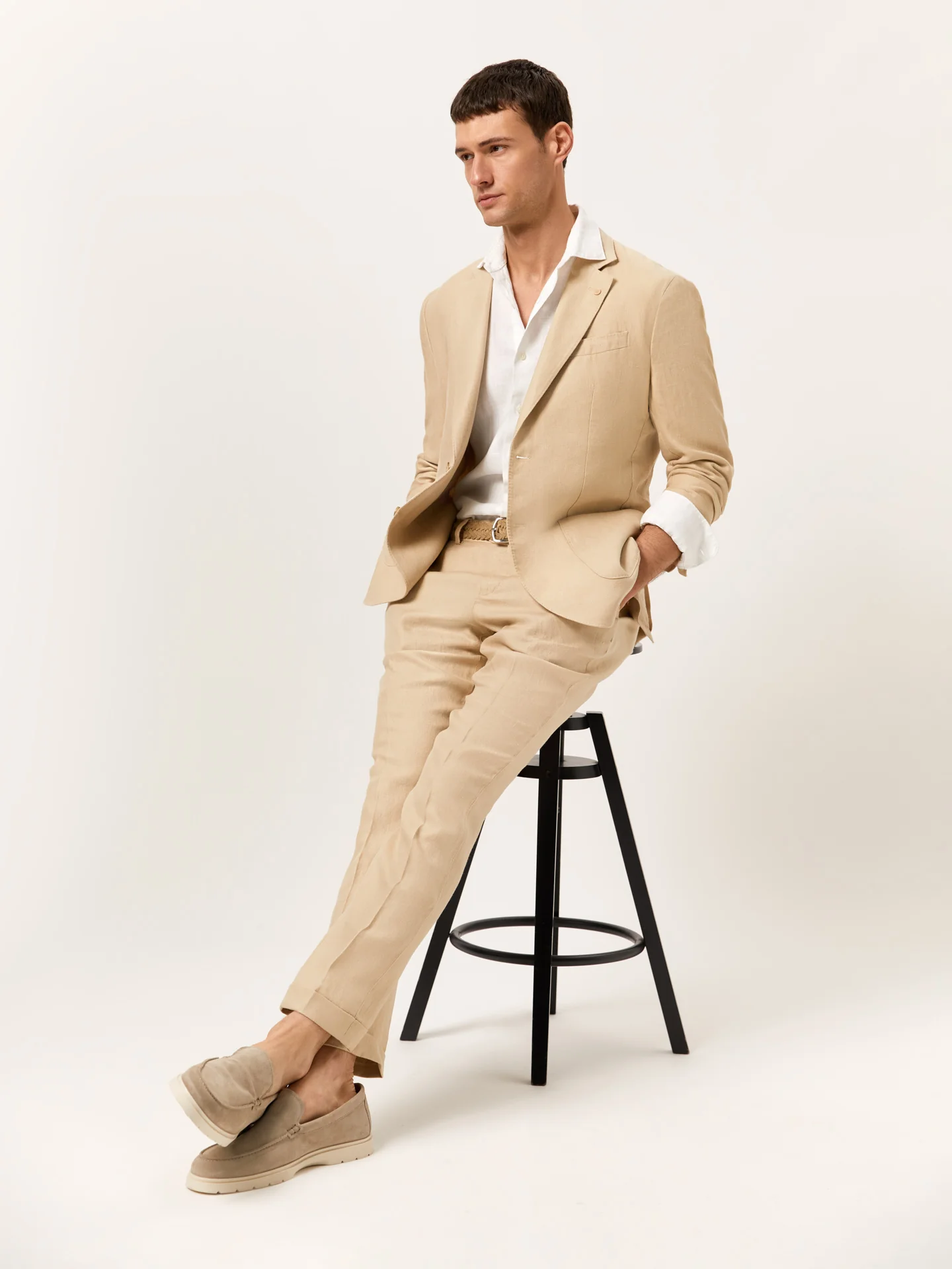 Slim Fit Formal Suit in 100% Linen - Image 5