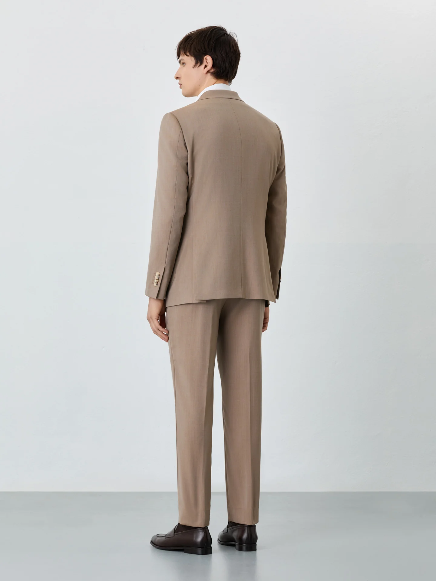 Slim fit Herringbone Suit In Wool - Image 3