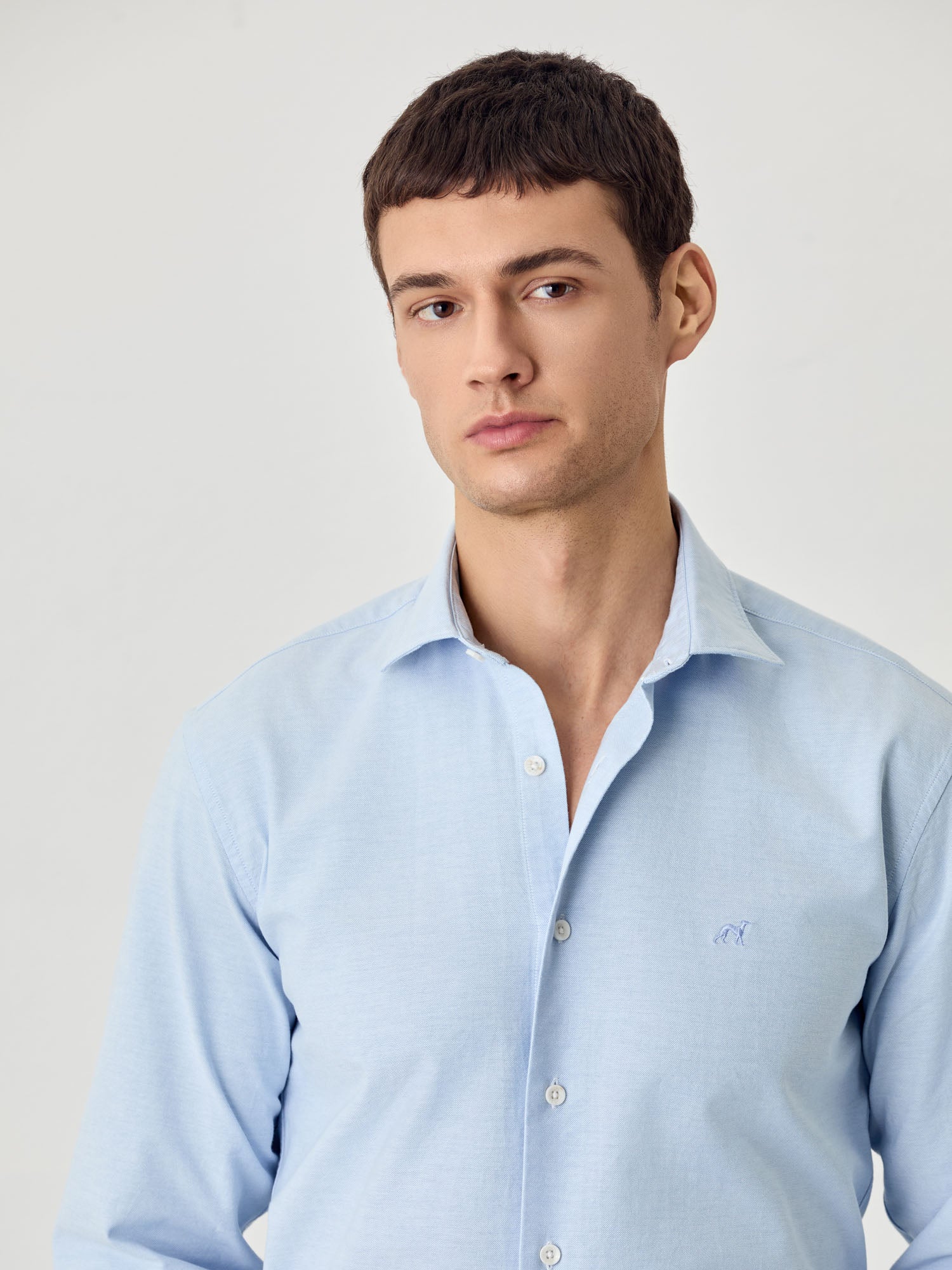 Slim Fit Oxford Shirt in Comfort Cotton - Image 3