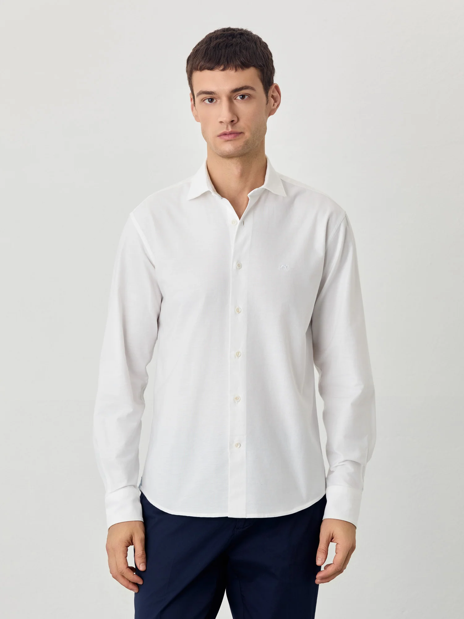 Slim Fit Oxford Shirt in Comfort Cotton - Image 3