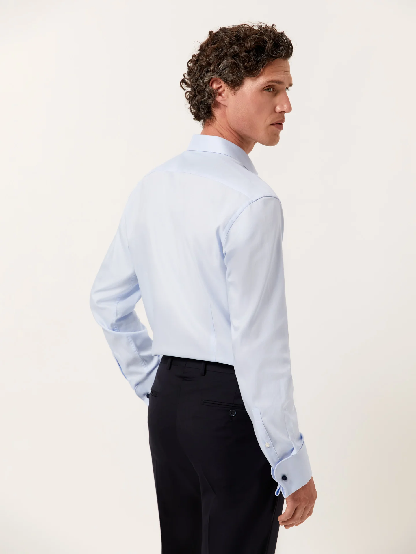 Slim Fit Oxford Shirt with Dublin Collar and Double Cuffs - Image 3