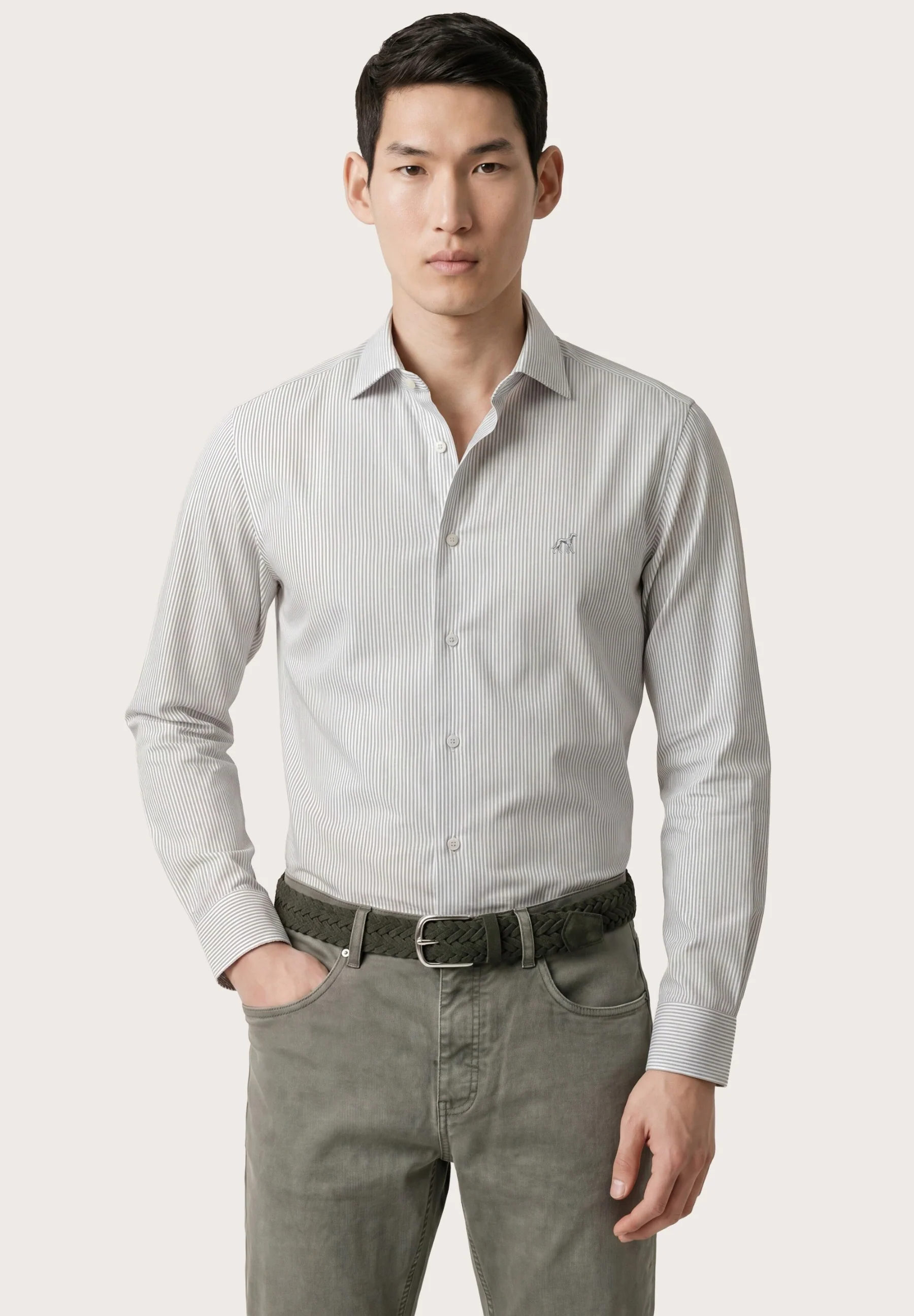 Slim Fit Pigment-Dyed trousers In Tencel Cotton And Elastane Blend - Image 11