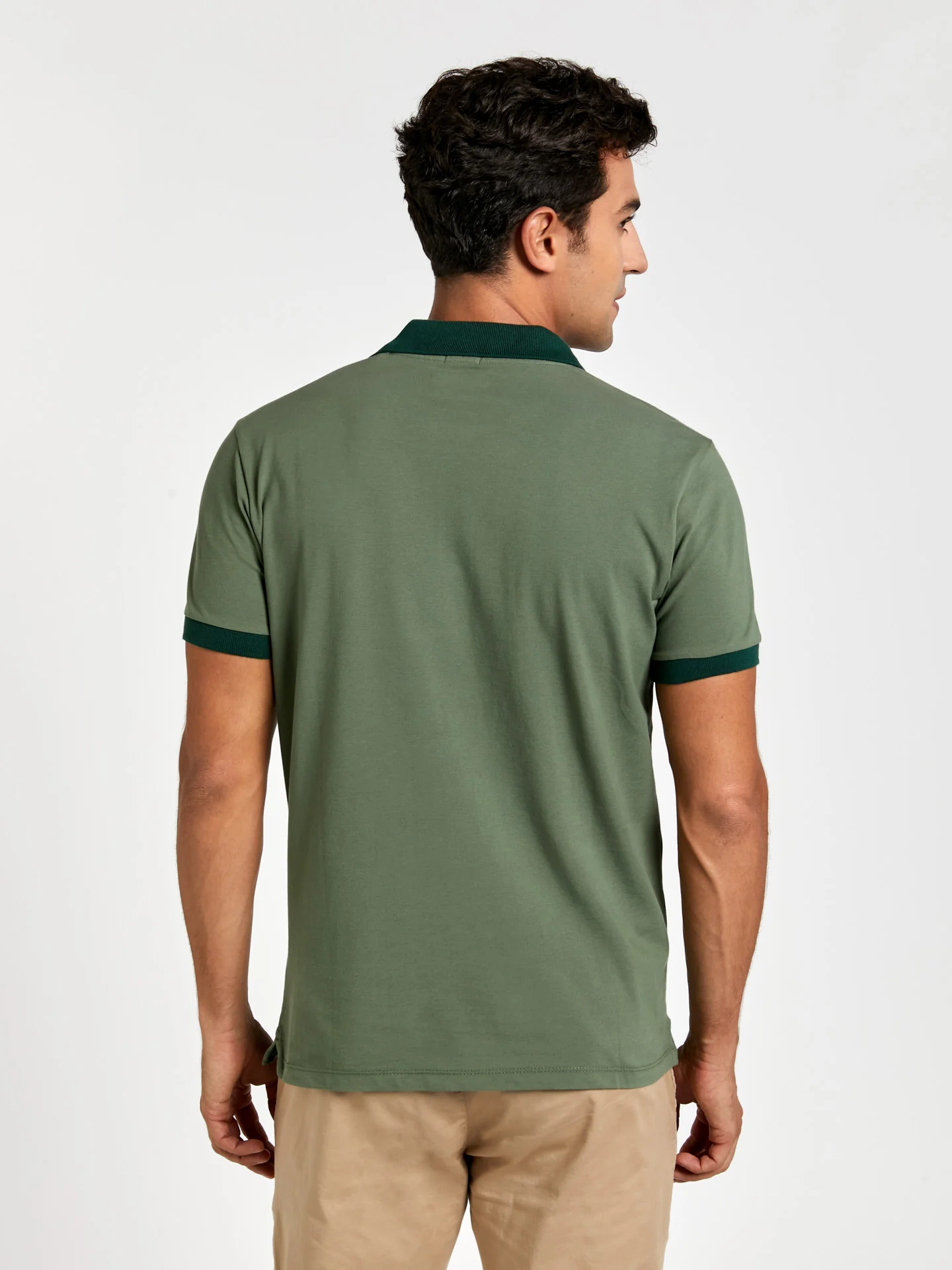 Slim fit piqué polo shirt with contrast colour - Image 12