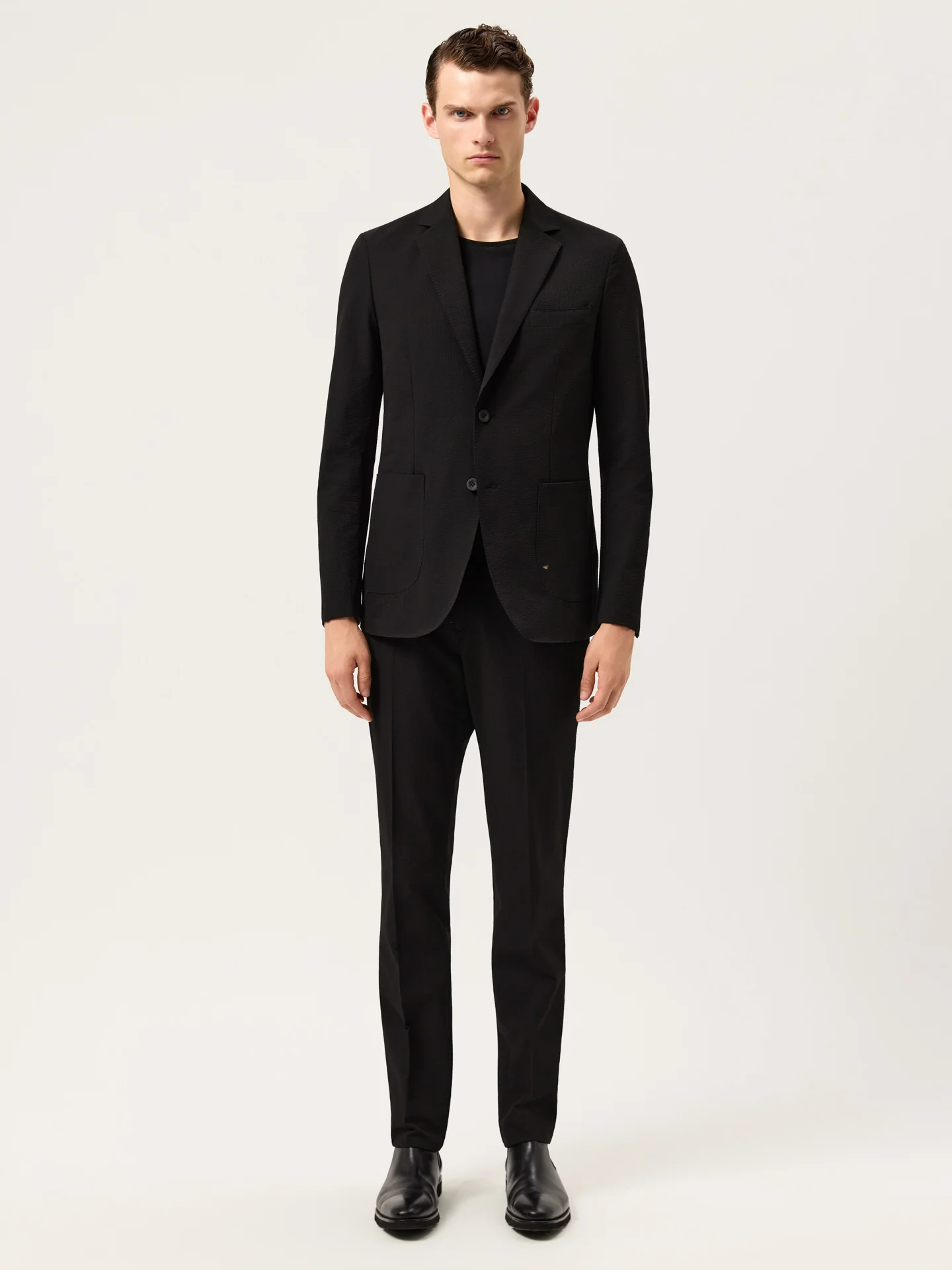 Slim Fit Seersucker Travel Suit In Washable Fabric