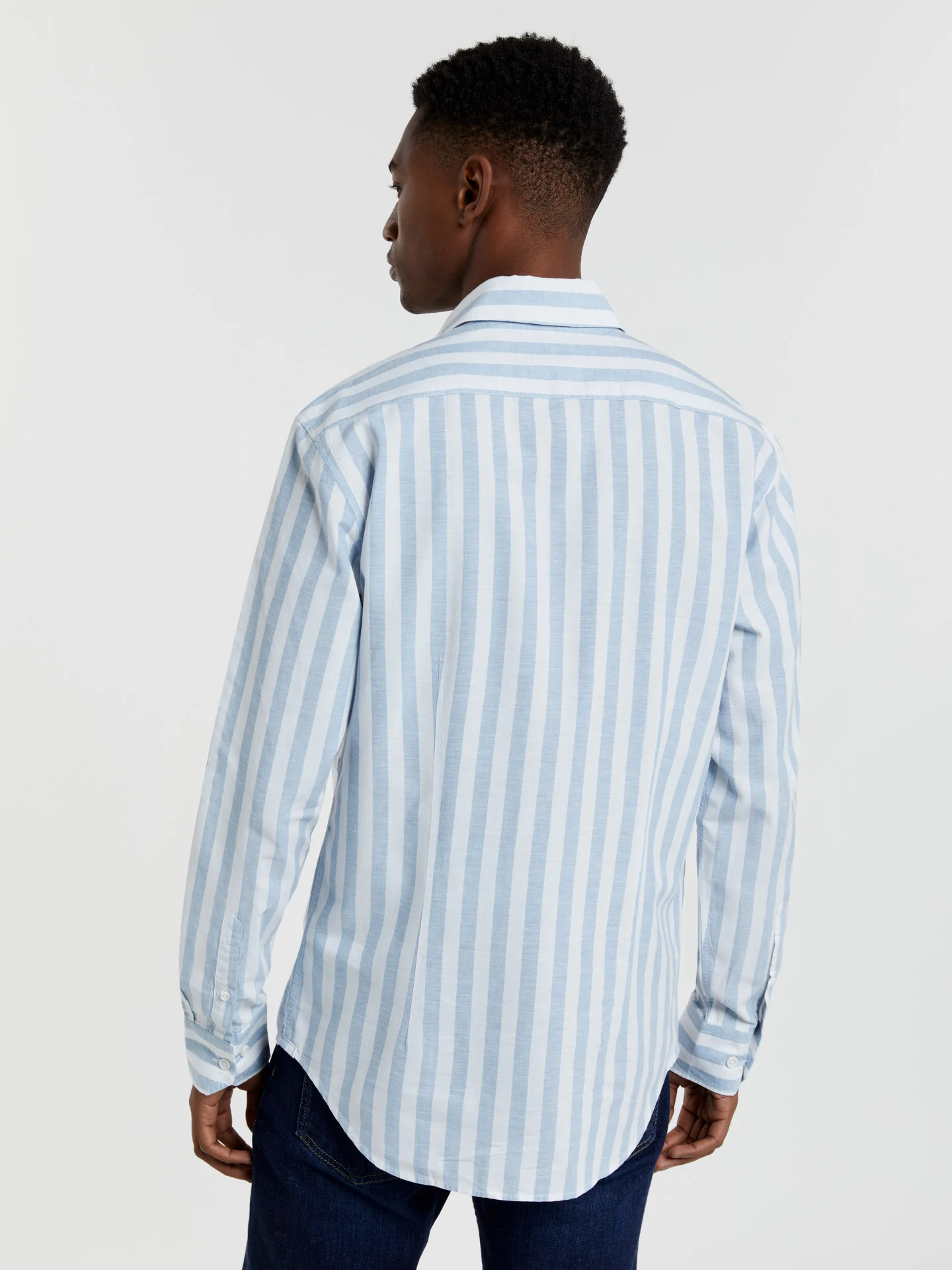 Slim fit special edition cotton-linen blend striped shirt - Image 4