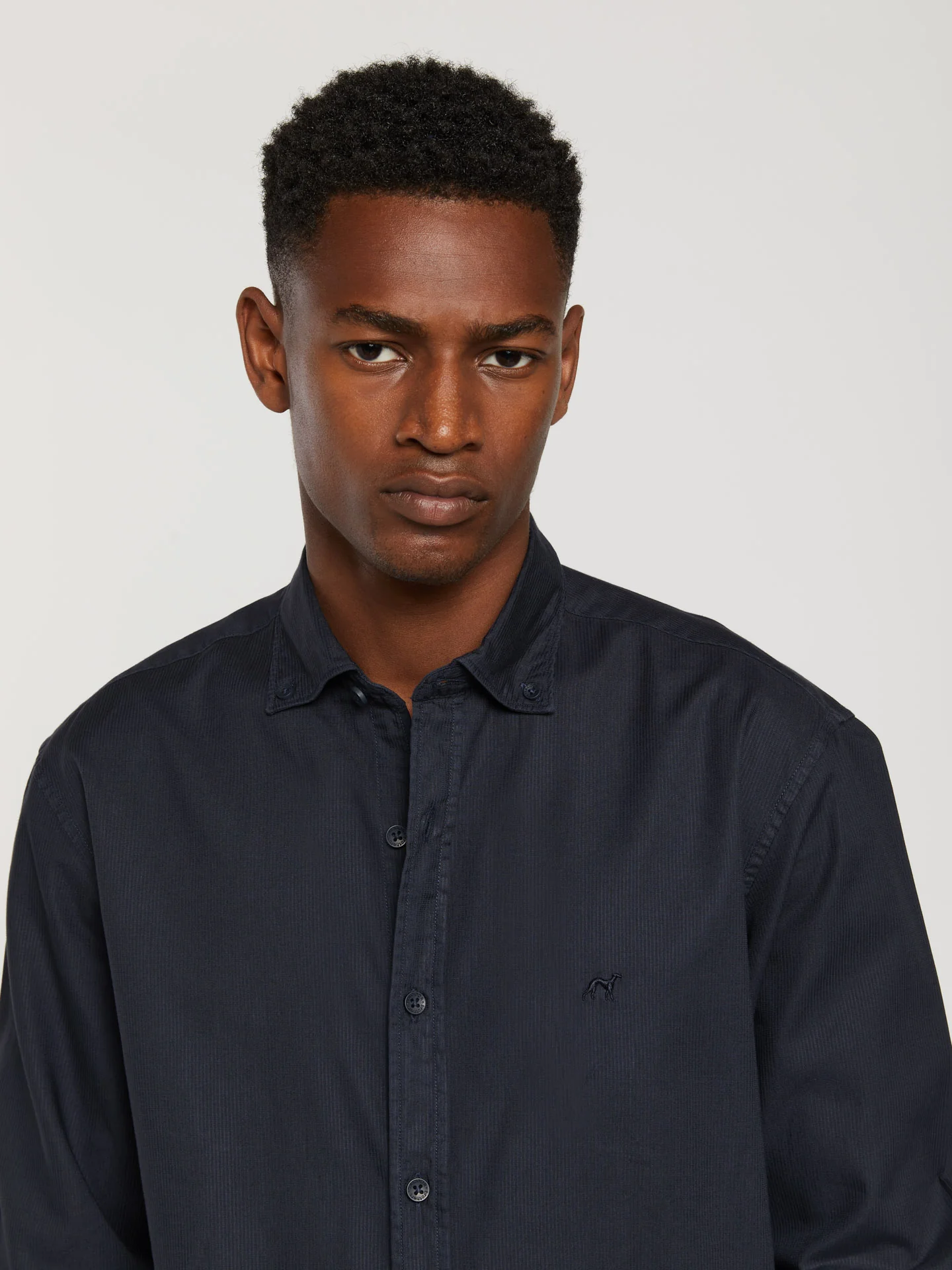 Slim fit structure garment dye shirt - Image 2