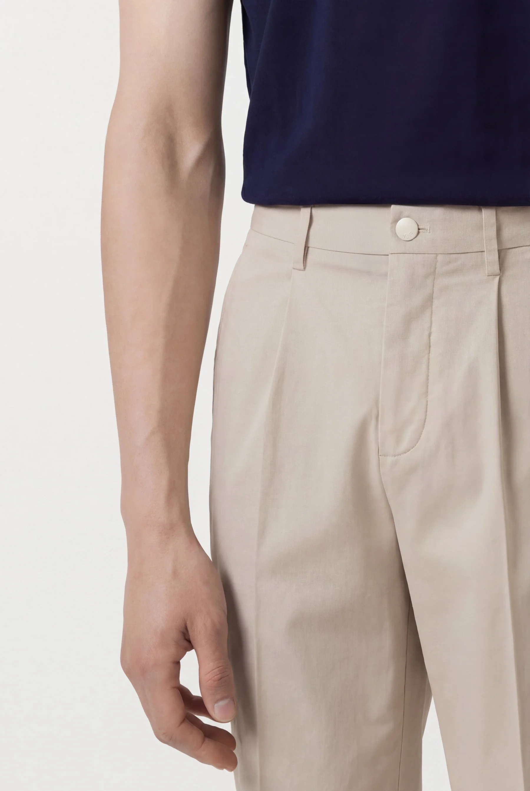 Slim fit Travel Pleated Casual Trousers - Image 7