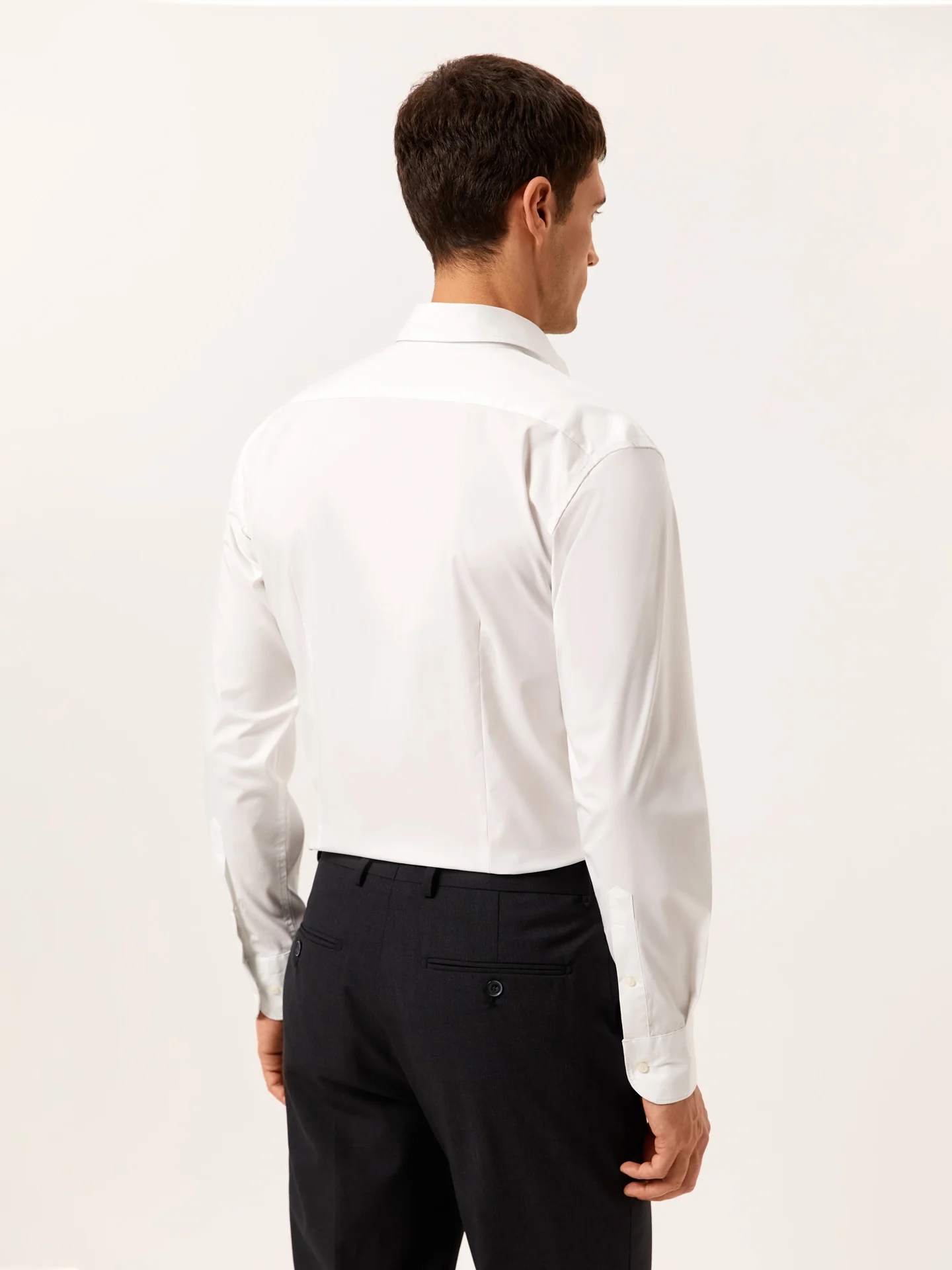 Slim Fit Travel Poplin Shirt in Comfort Cotton - Image 3