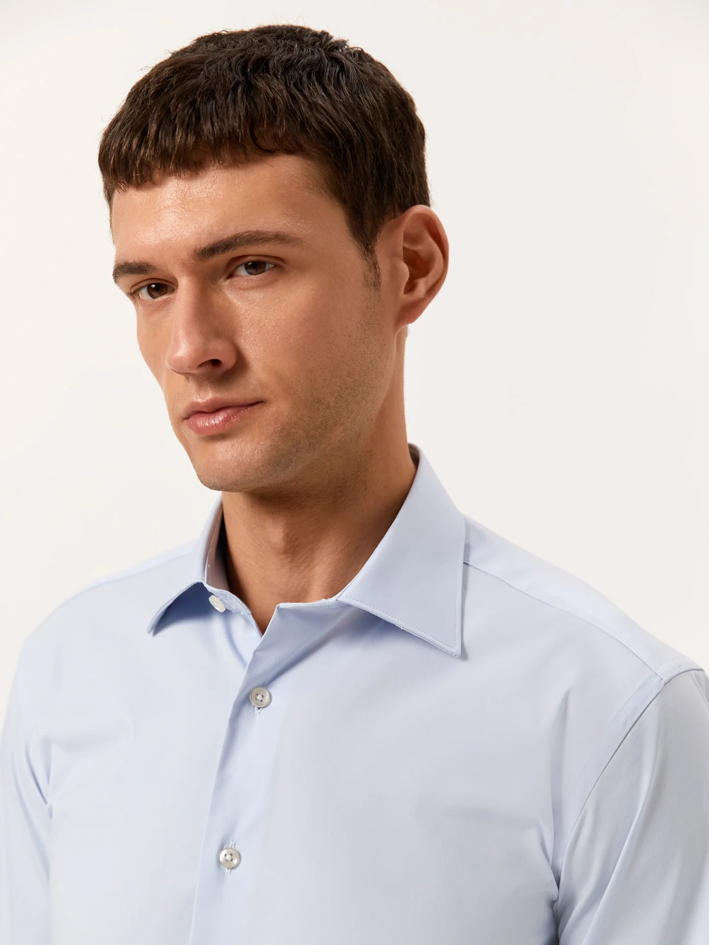 Slim Fit Travel Poplin Shirt in Comfort Cotton - Image 2