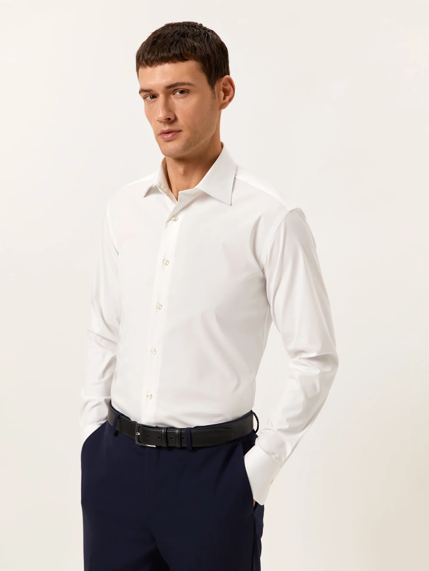 Slim Fit Travel Poplin Shirt in Comfort Cotton - Image 2