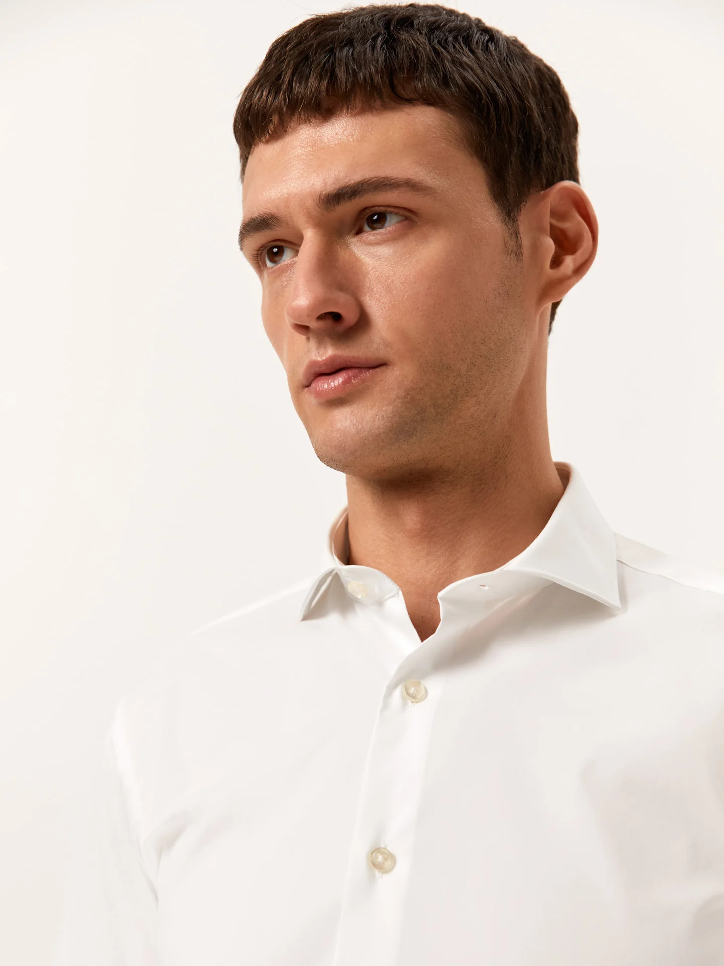 Slim Fit Travel Poplin Shirt in Comfort Cotton