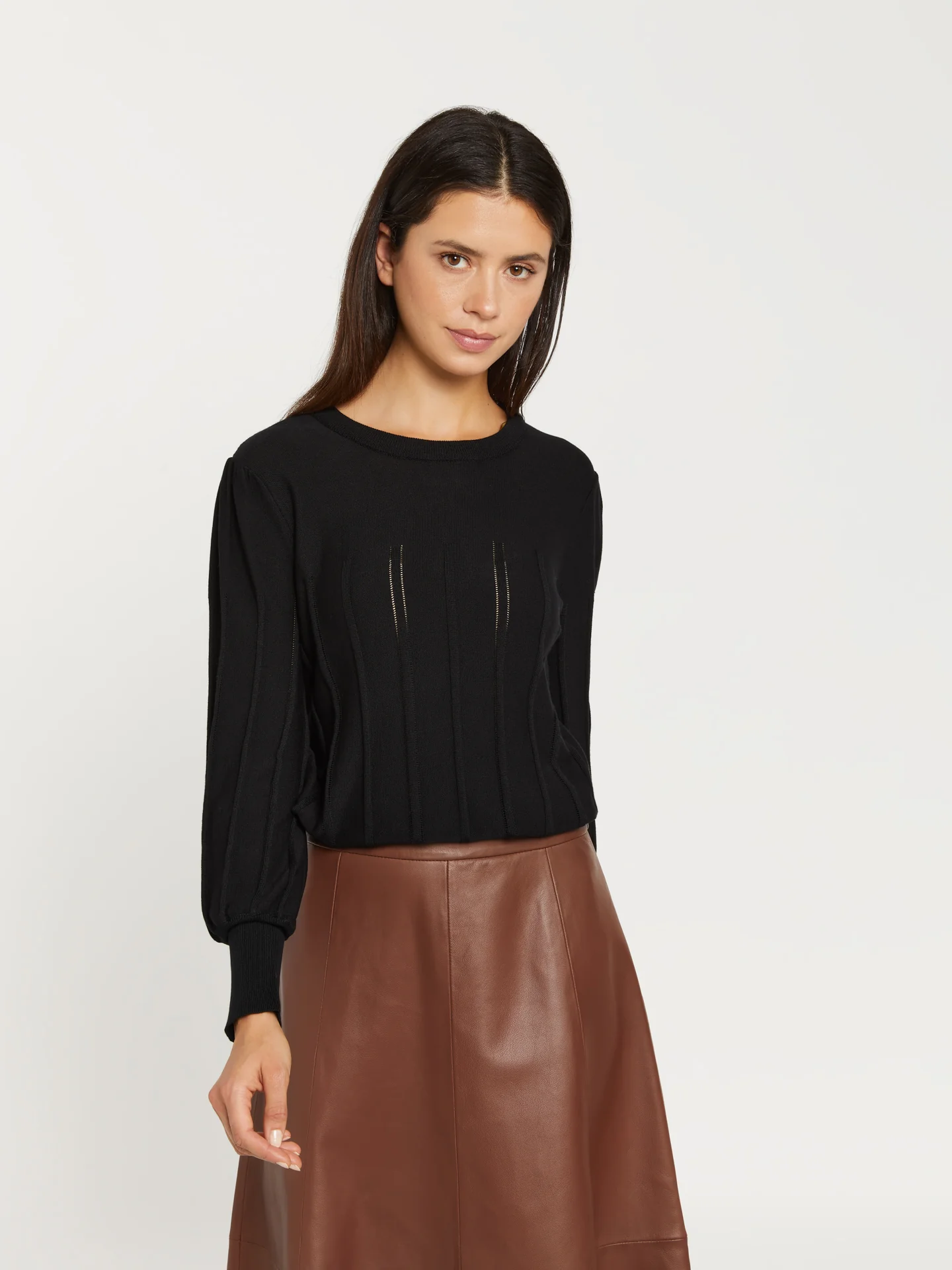 Sweater with voluminous sleeves - Image 2