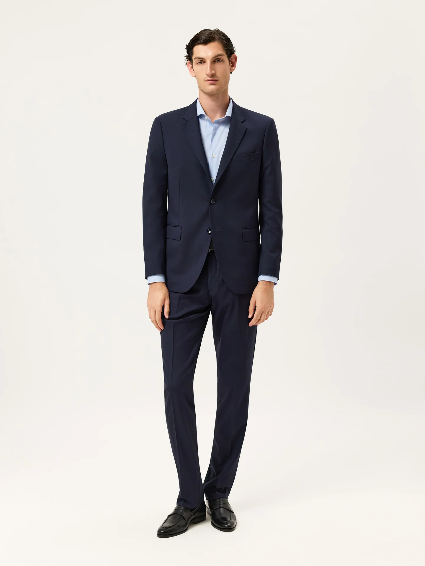 Travel Suit In Premium Italian Super 150’s Wool