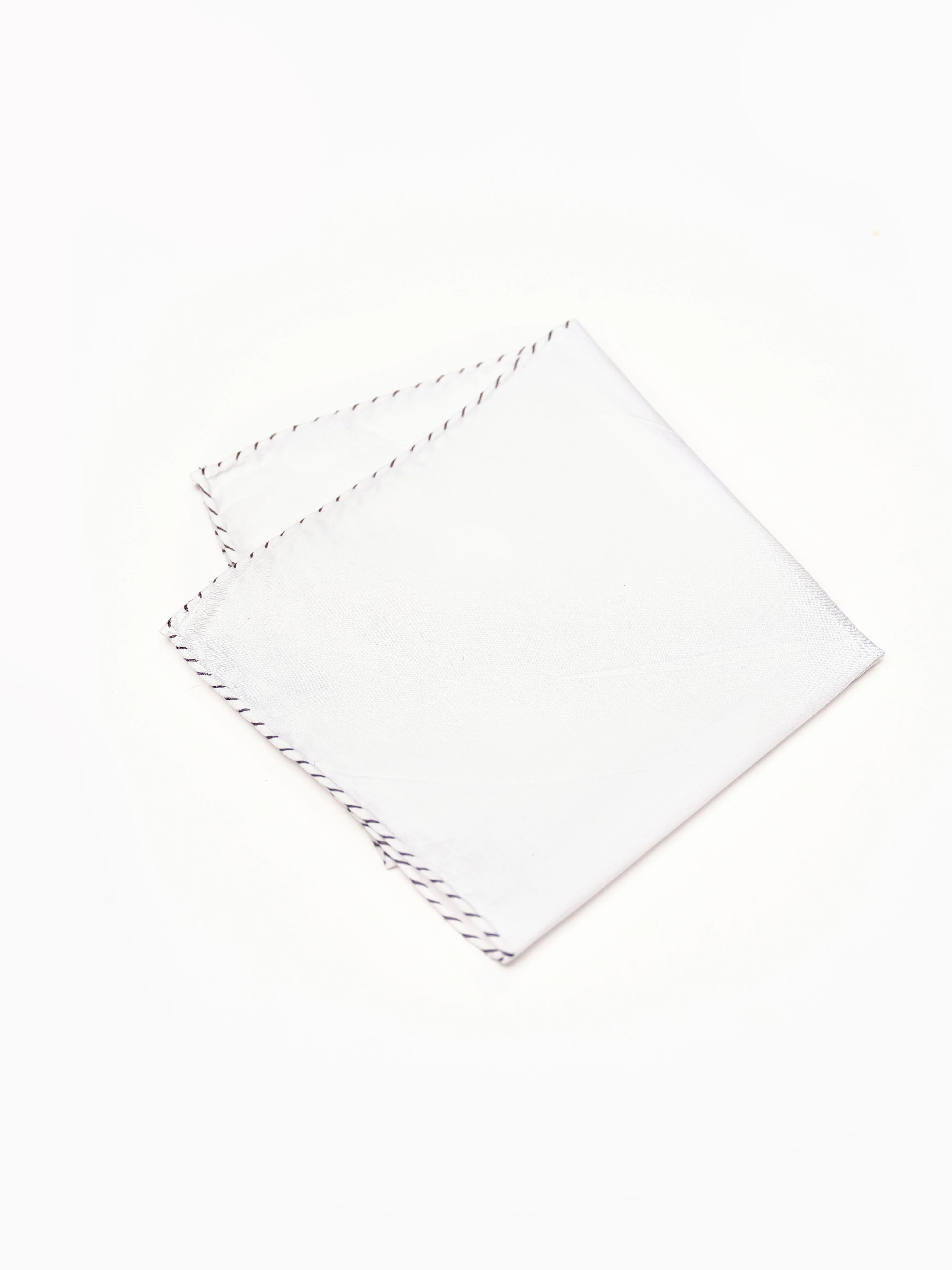 White handkerchief with contrast detail - Image 10