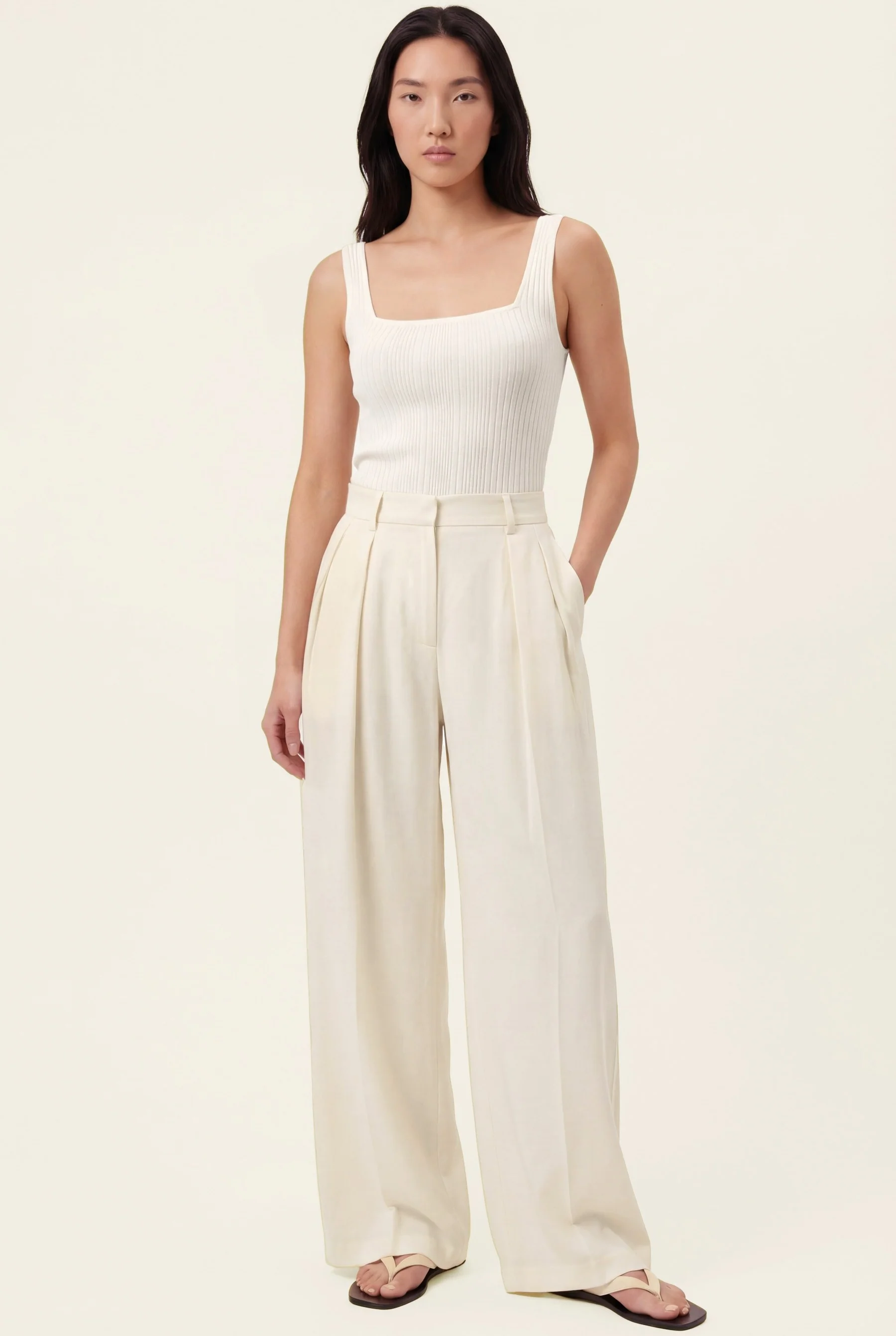 Wide Leg Trousers In Tencel And Linen Blend With Inverted Pleats - Image 6