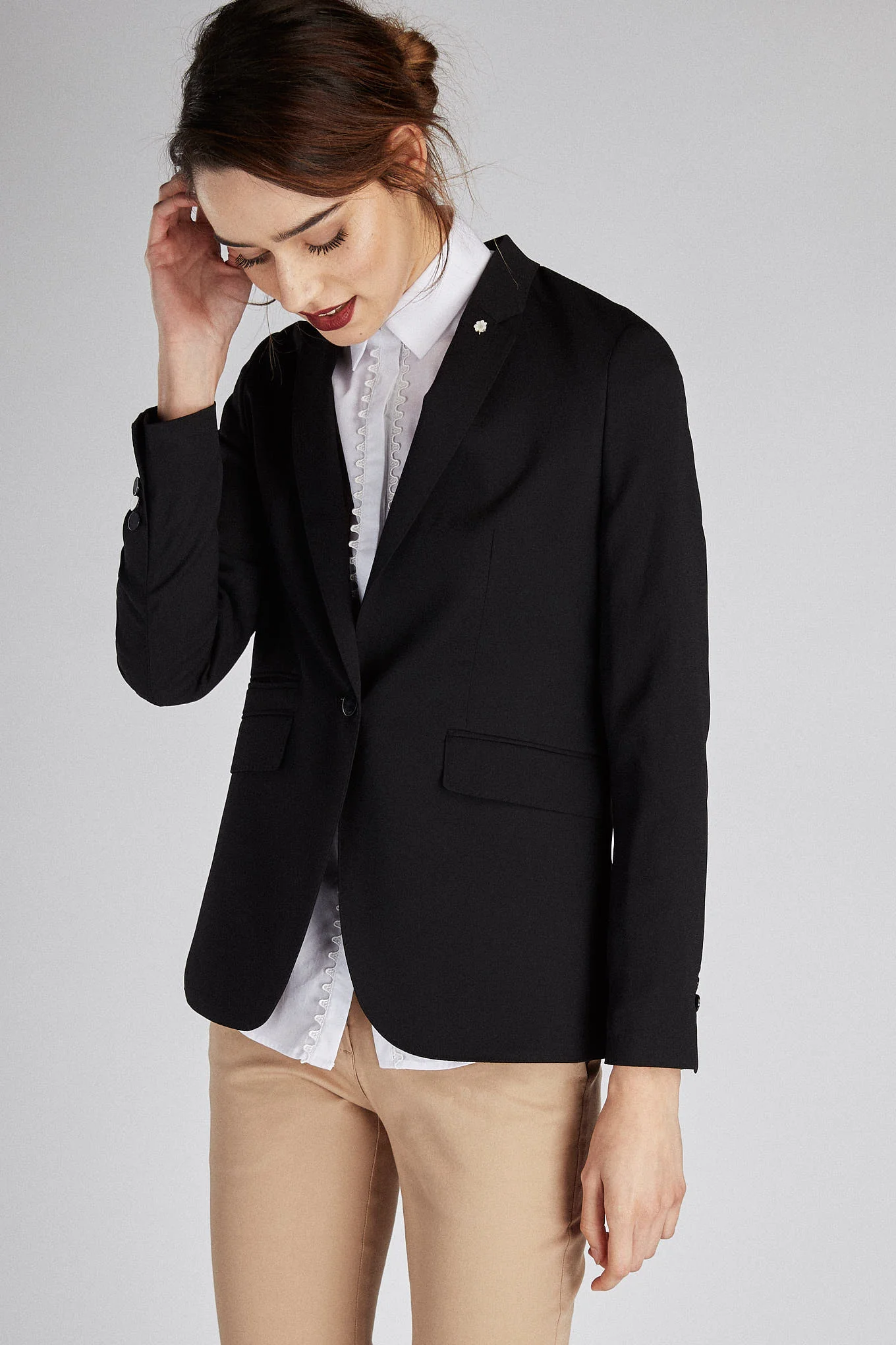 Women's Classic Slim Fit Blazer - Image 5