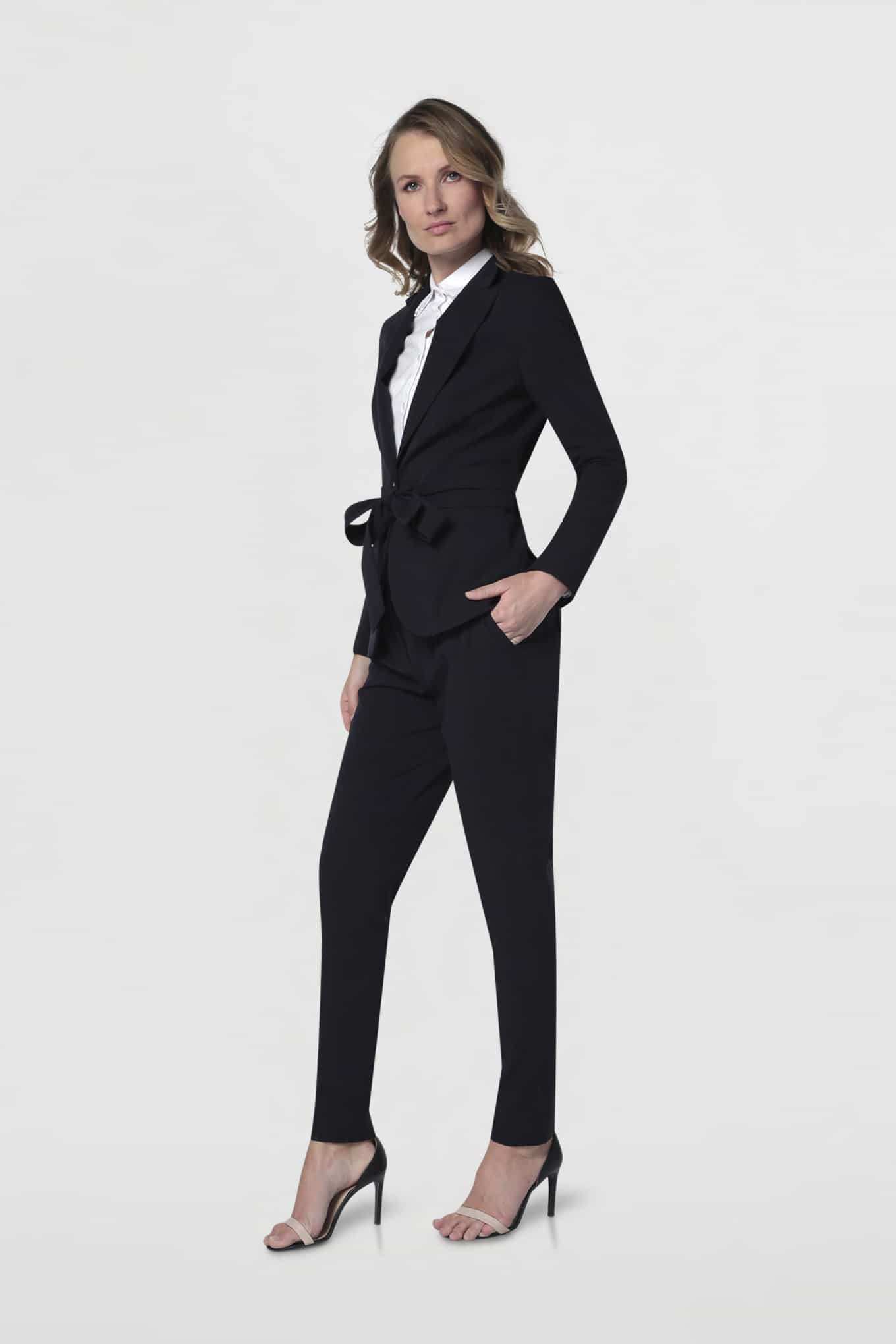 Women's Classic Slim Fit Travel Suit - Image 5