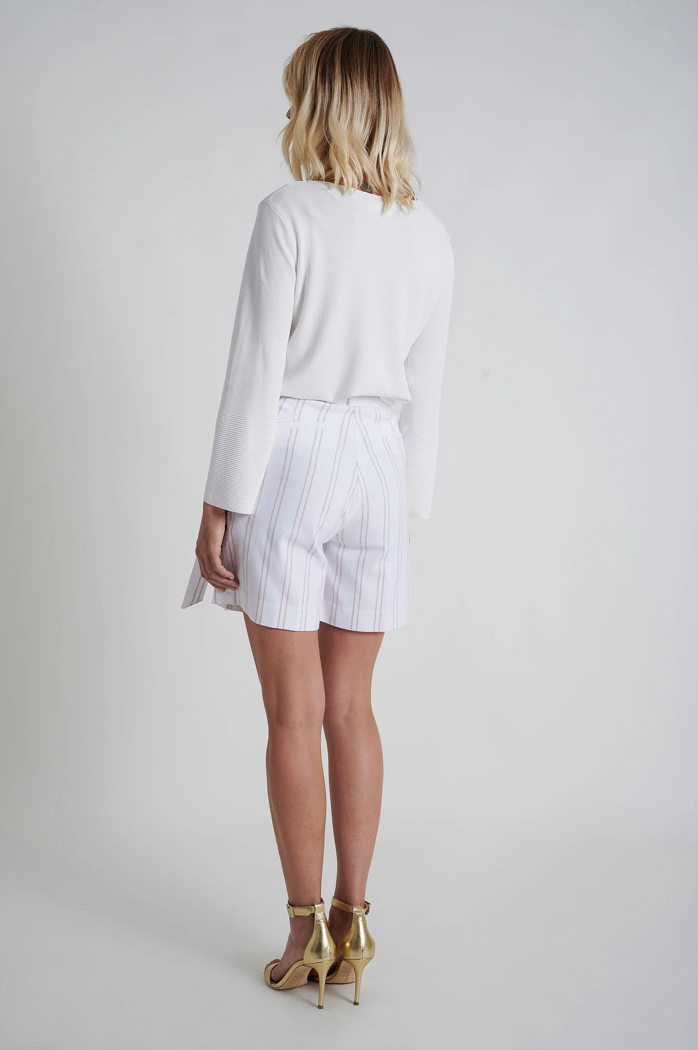Women's shorts with stripes - Image 7